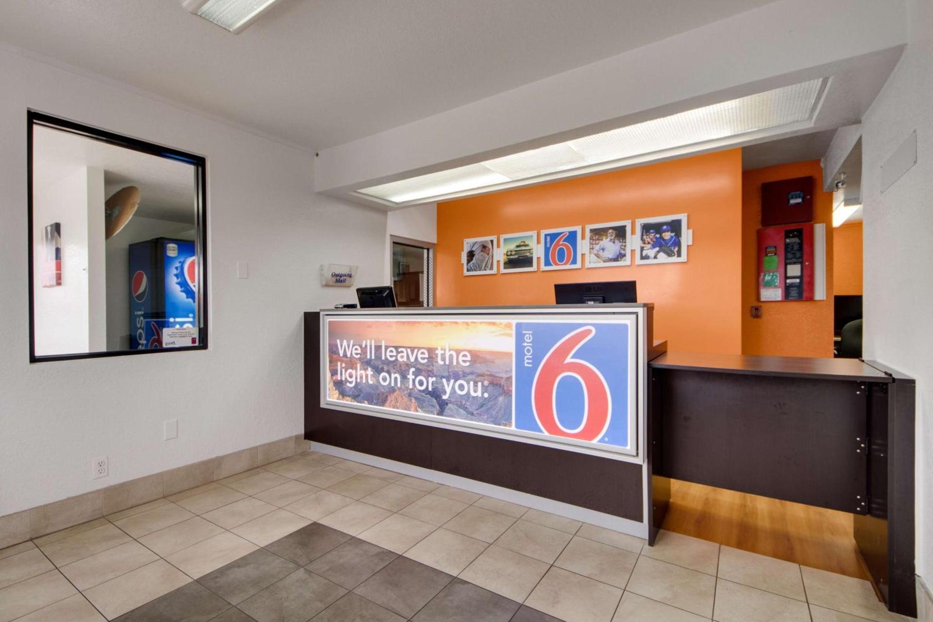 Avera Suites photo 19