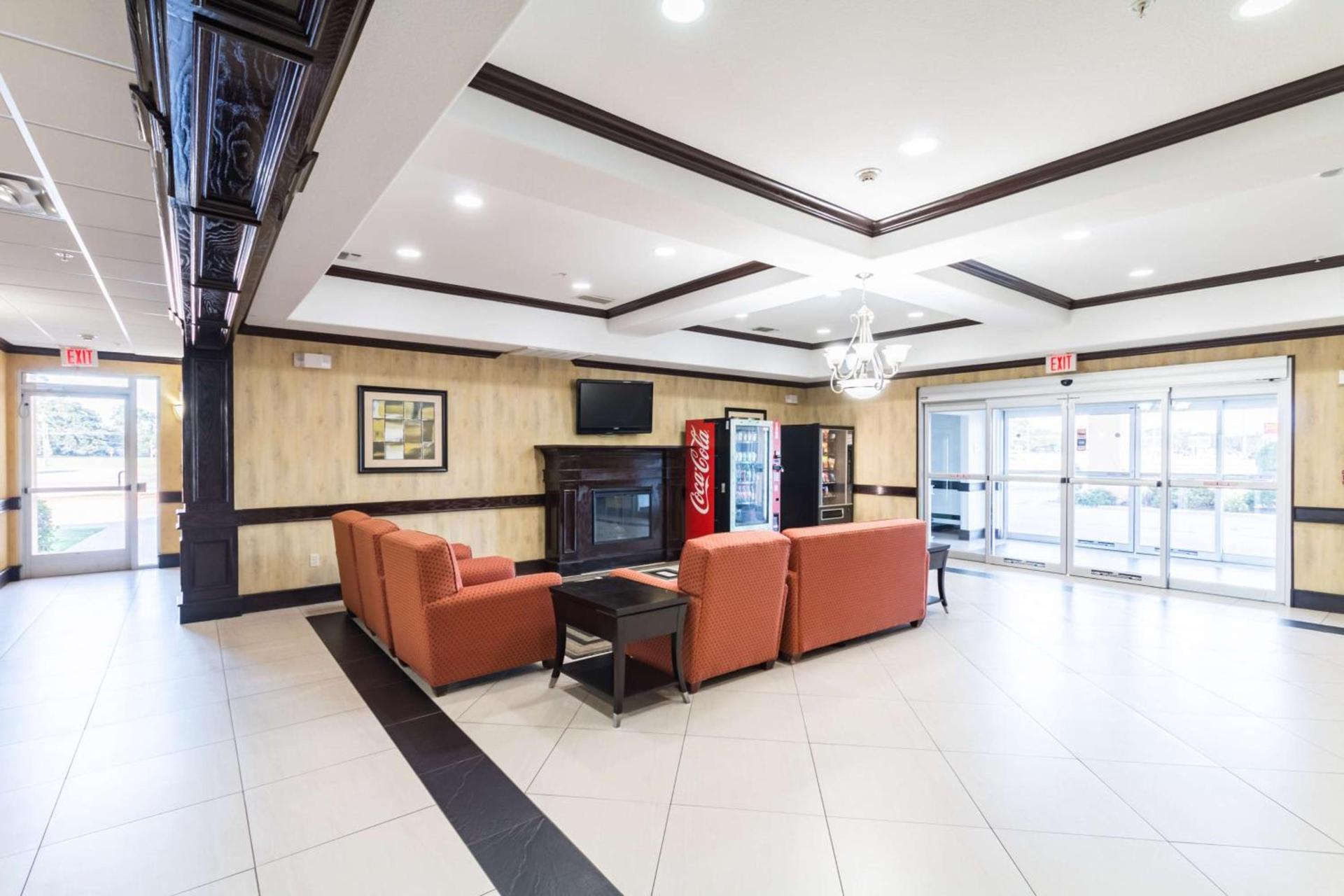 Motel 6-Joshua, TX photo 15
