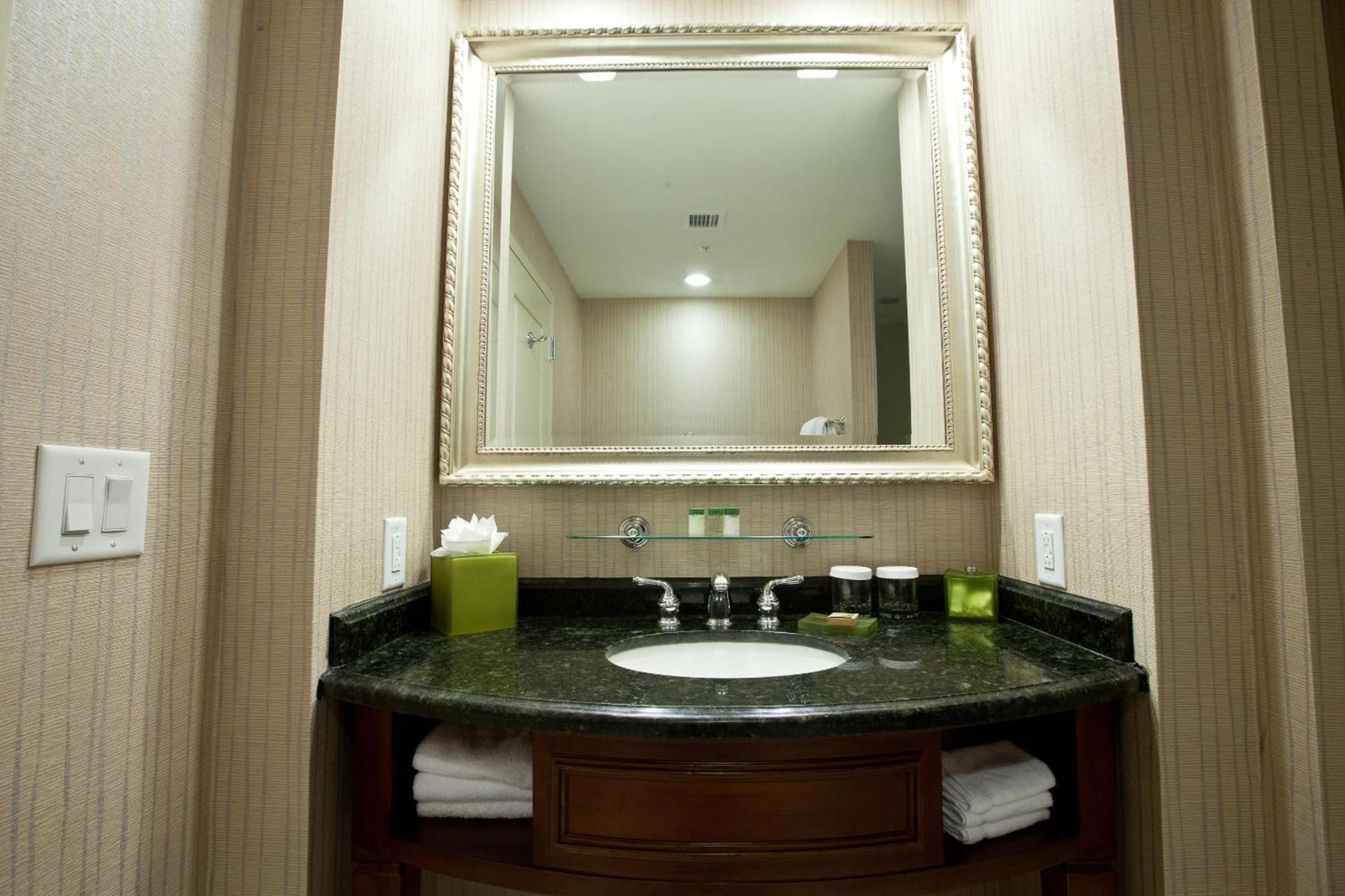 Town & Country Inn and Suites photo 26