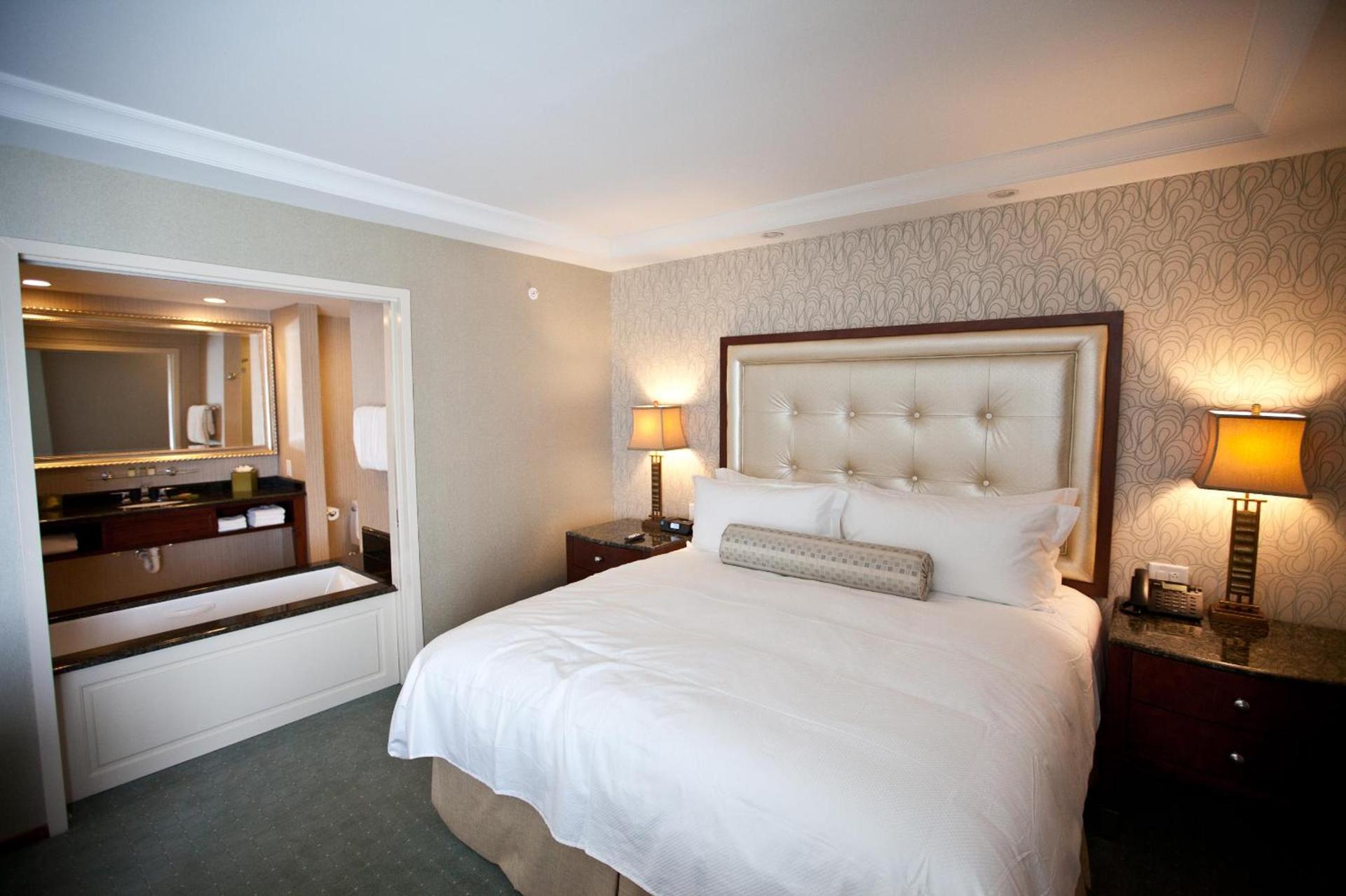Town & Country Inn and Suites photo 29
