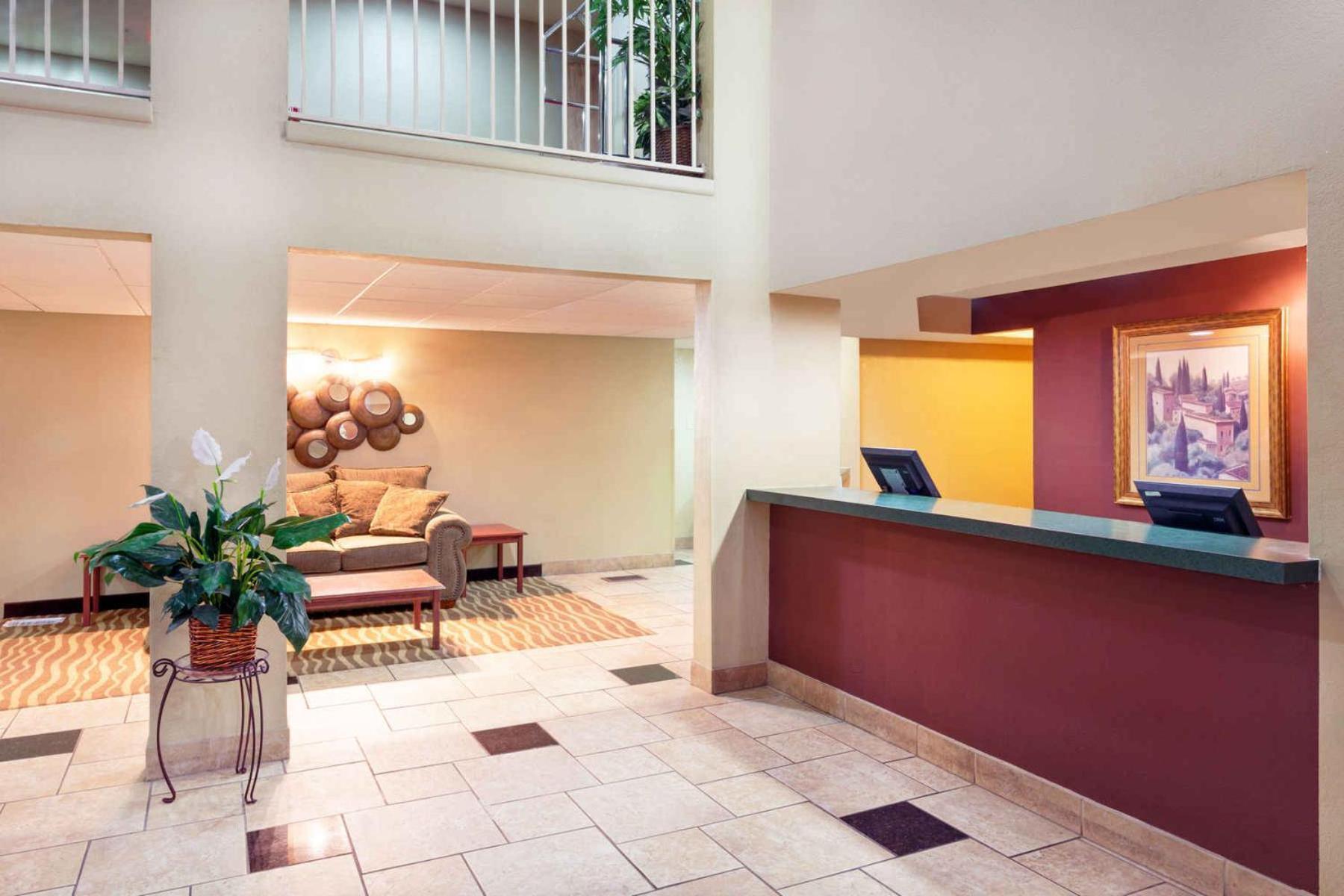 Rodeway Inn & Suites Chandler - Phoenix South I-10 photo 15