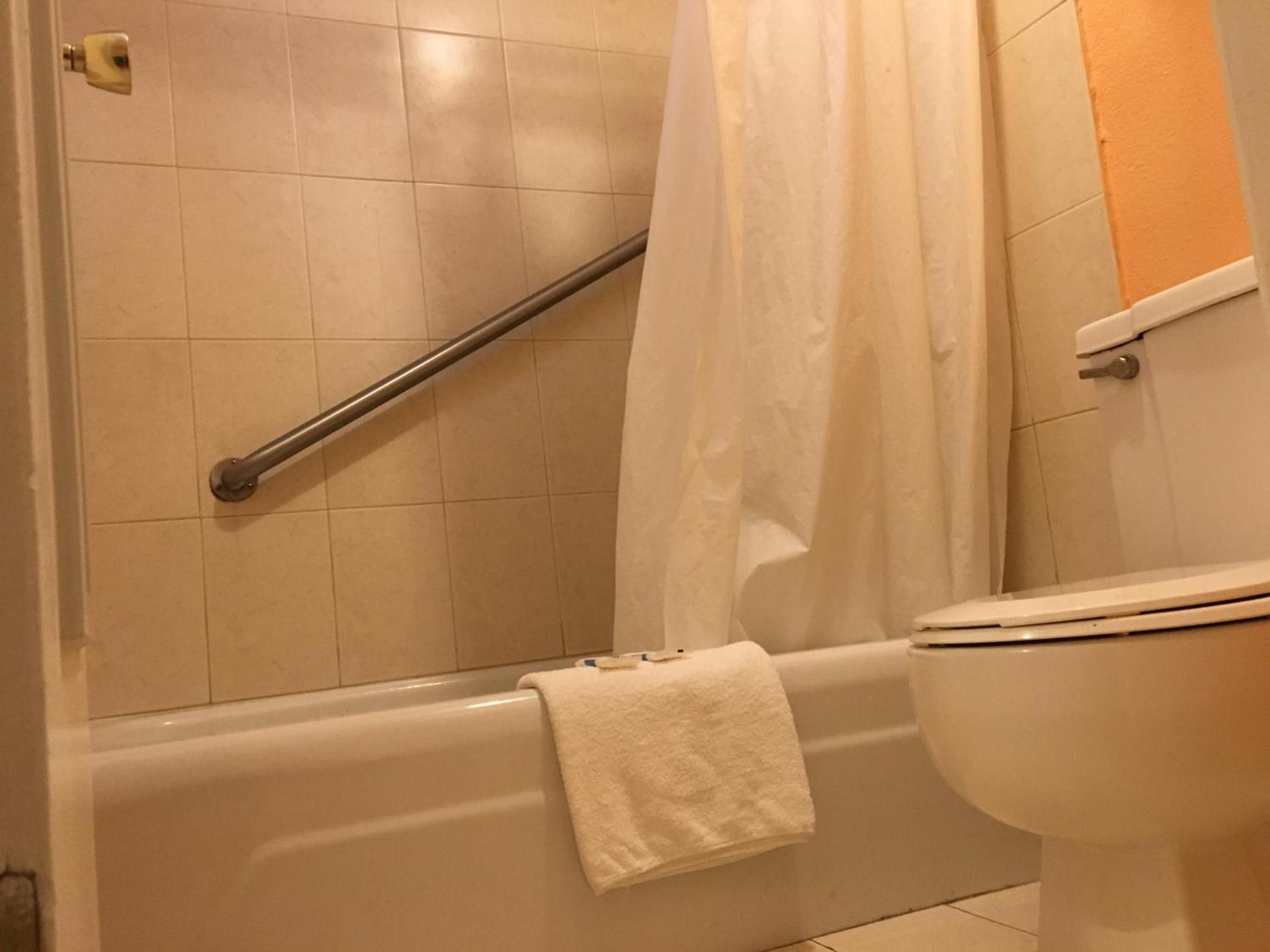 Executive Economy Lodge photo 34
