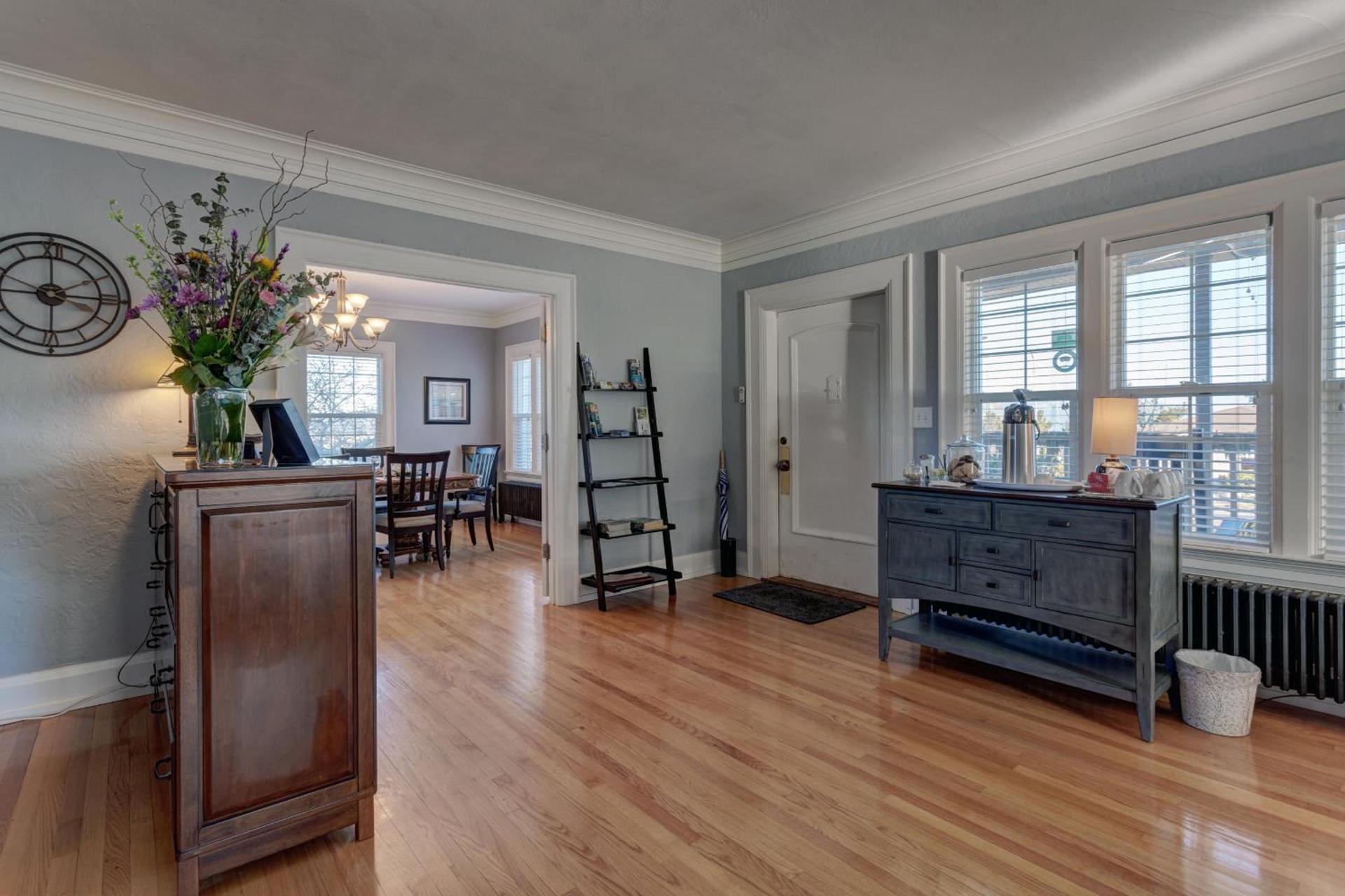 Nantucket Inn - Anacortes photo 6