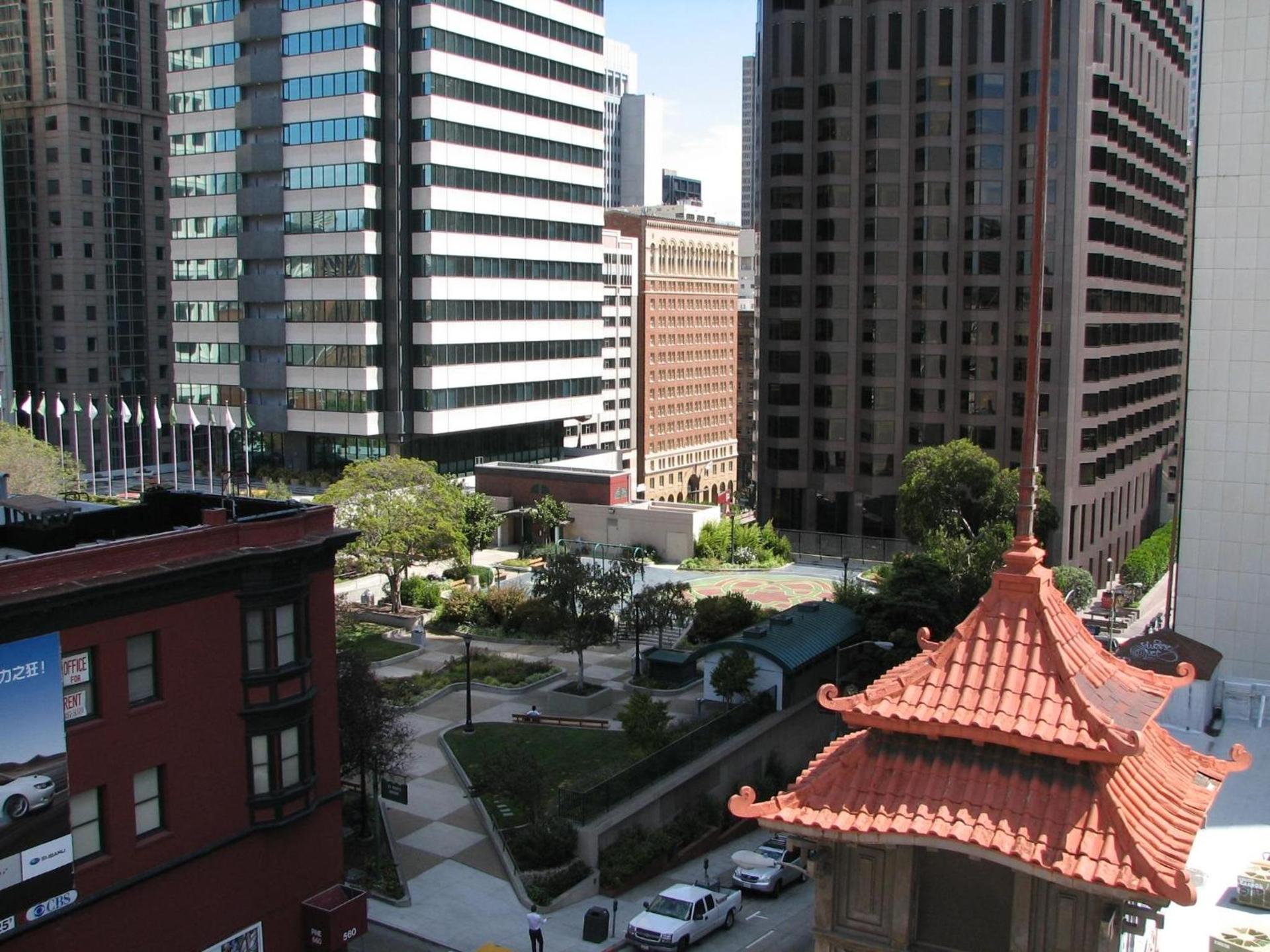 Grant Plaza Hotel photo 35