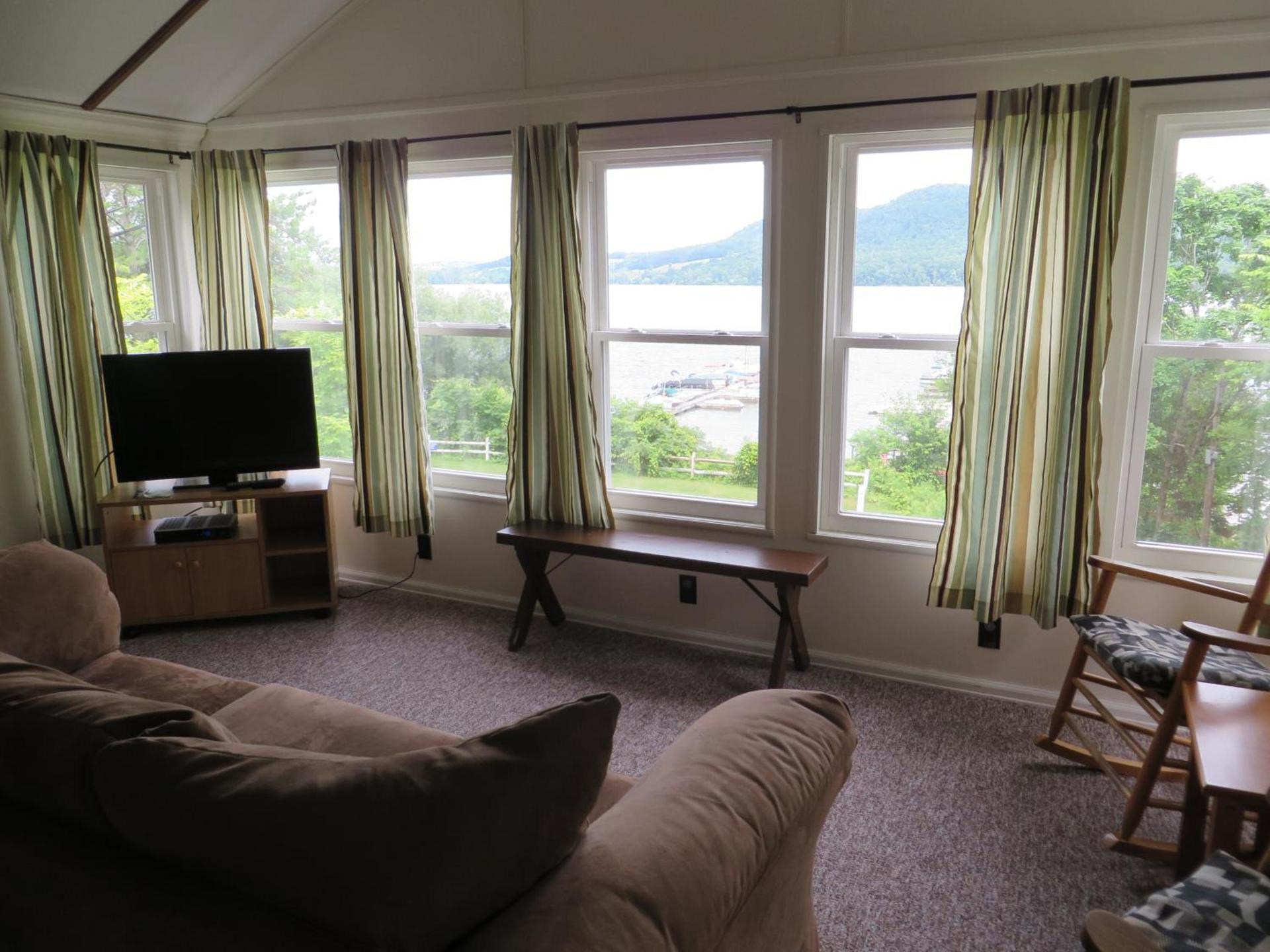 Bayside Inn & Marina photo 94