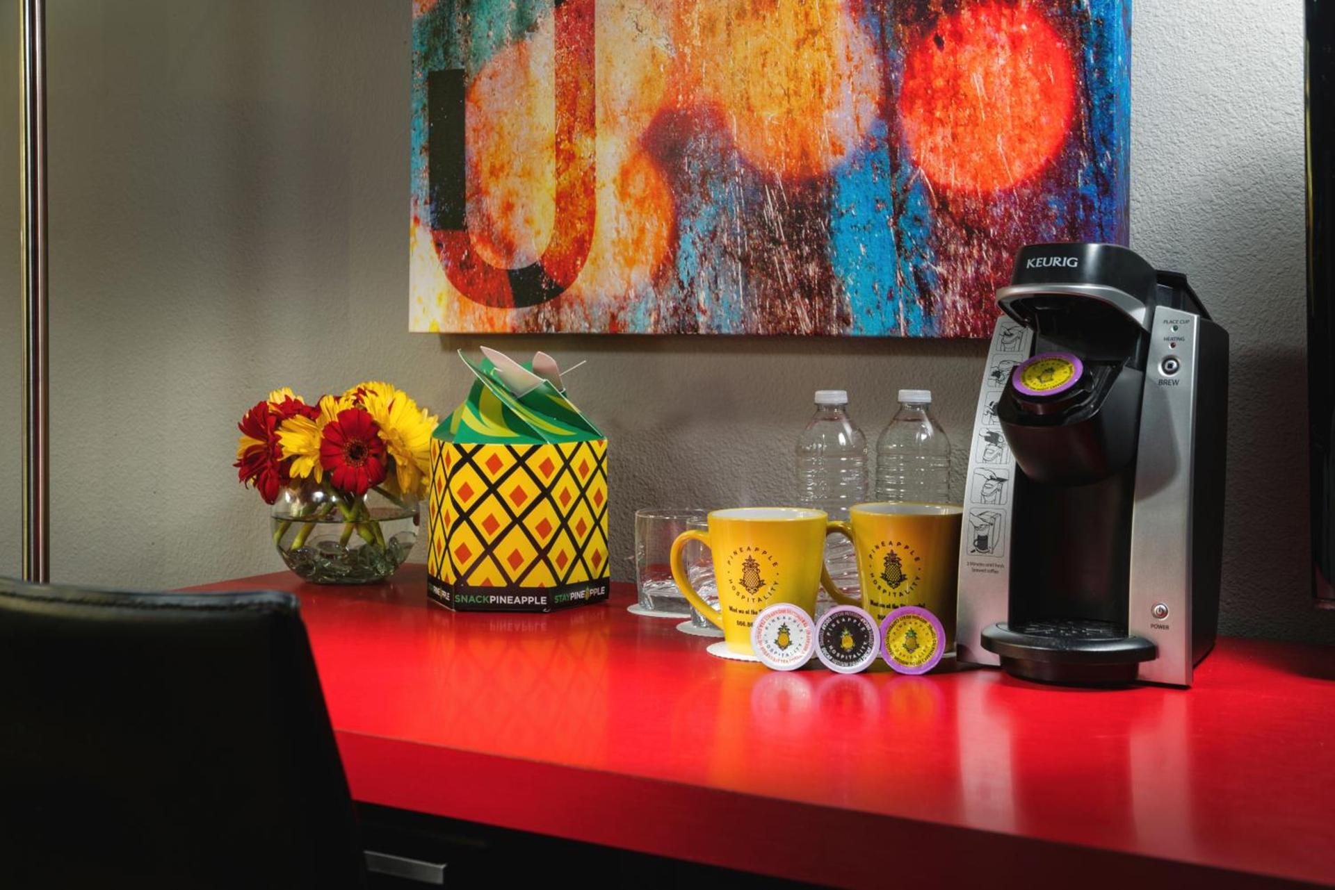 Staypineapple, Hotel FIVE, Downtown Seattle photo 20
