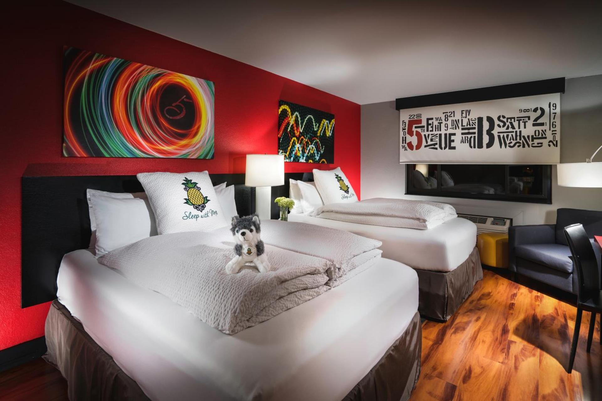 Staypineapple, Hotel FIVE, Downtown Seattle photo 18