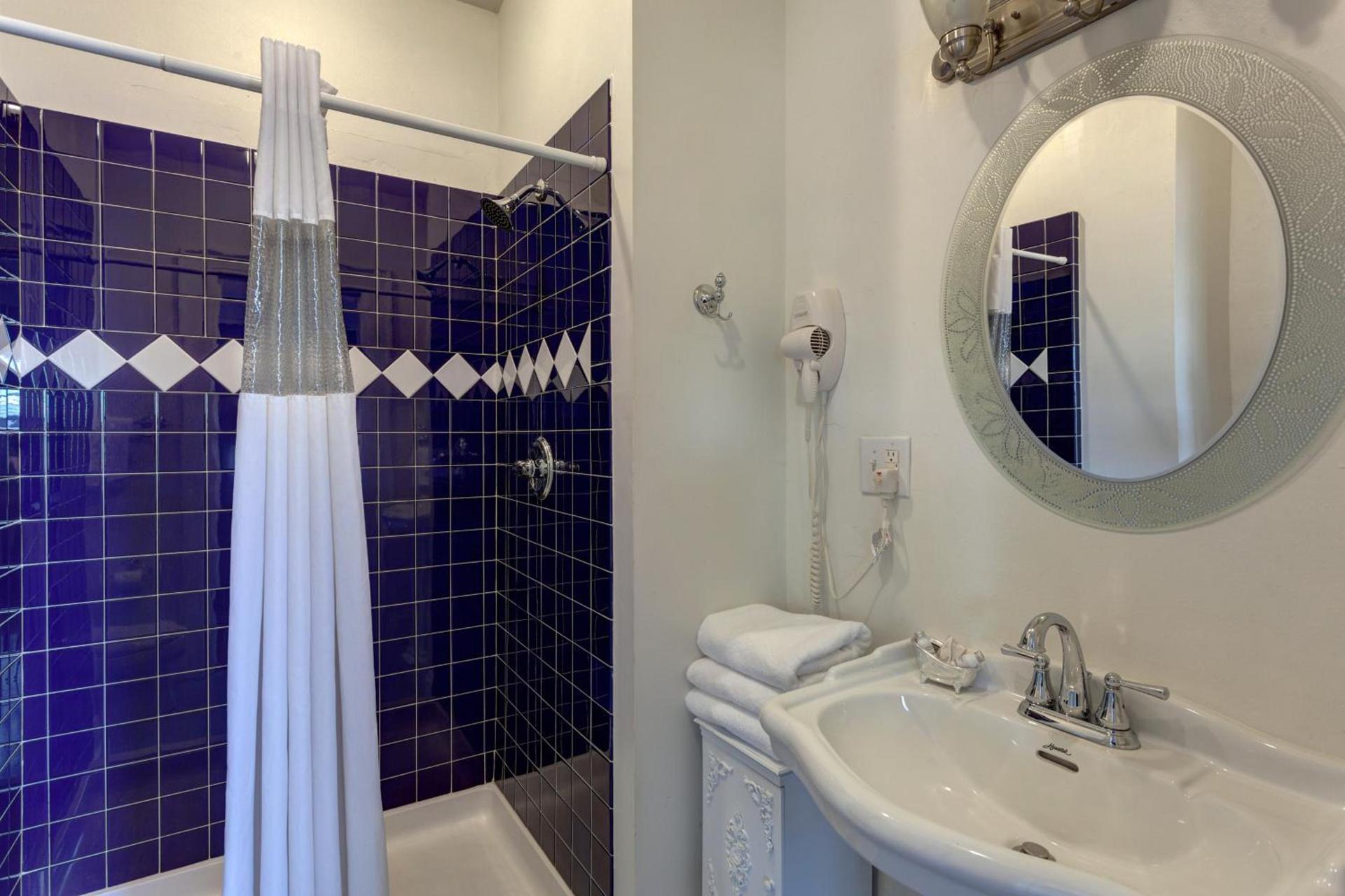 Nantucket Inn - Anacortes photo 37
