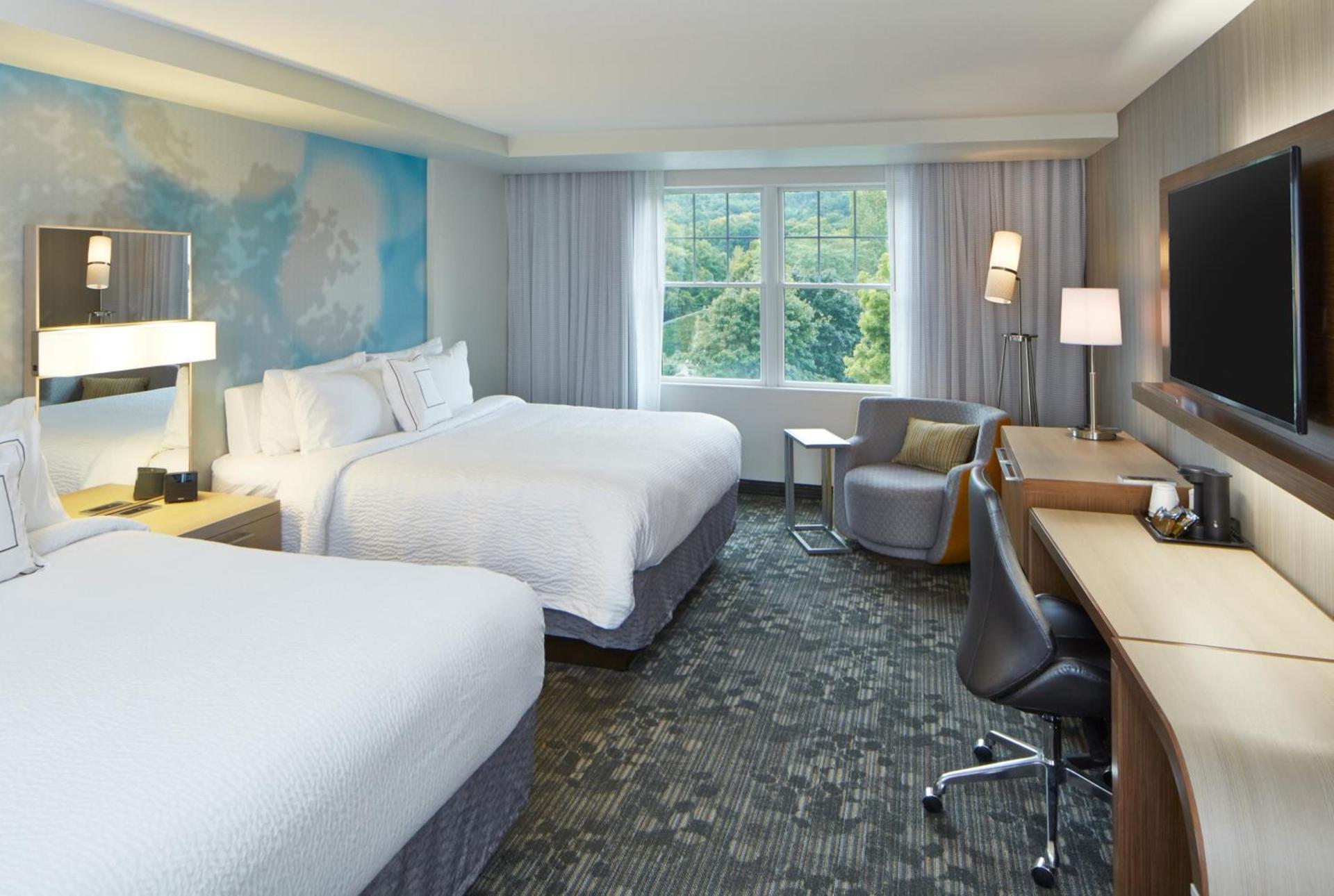 Courtyard by Marriott Lake George photo 17