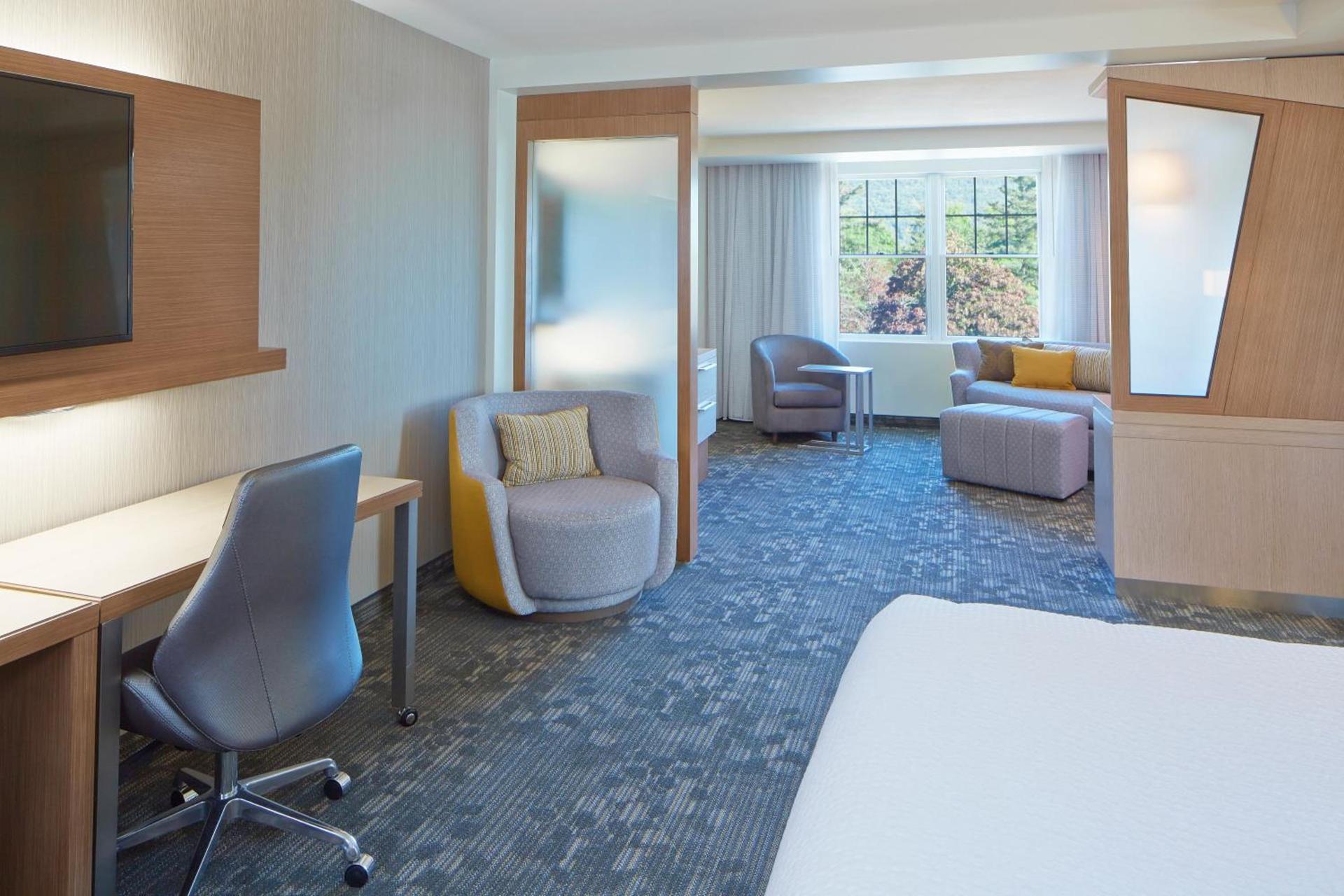 Courtyard by Marriott Lake George photo 7