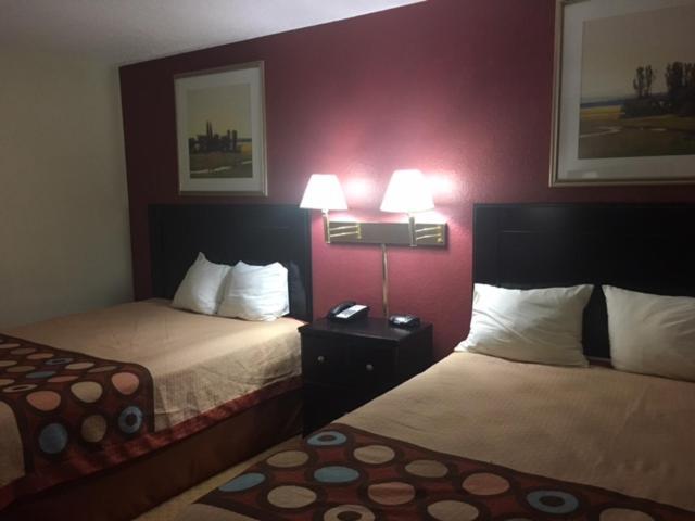 Super 8 by Wyndham New Castle photo 35