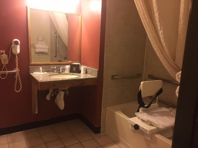 Super 8 by Wyndham New Castle photo 26
