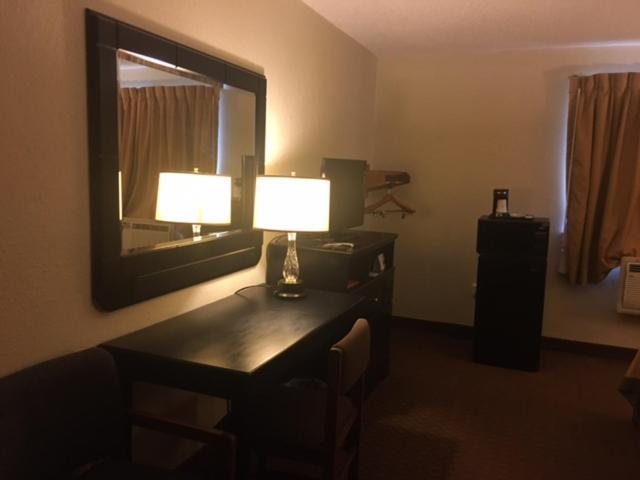 Super 8 by Wyndham New Castle photo 24