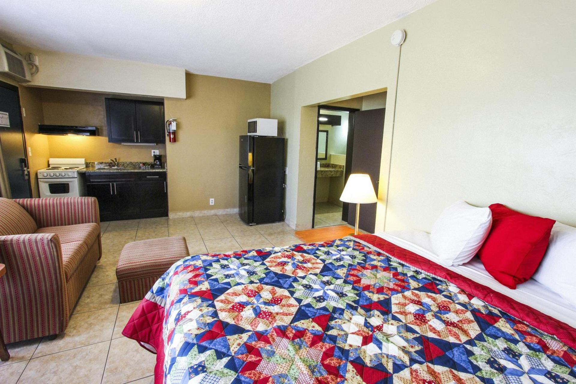 Oceans Beach Resort & Suites photo 54