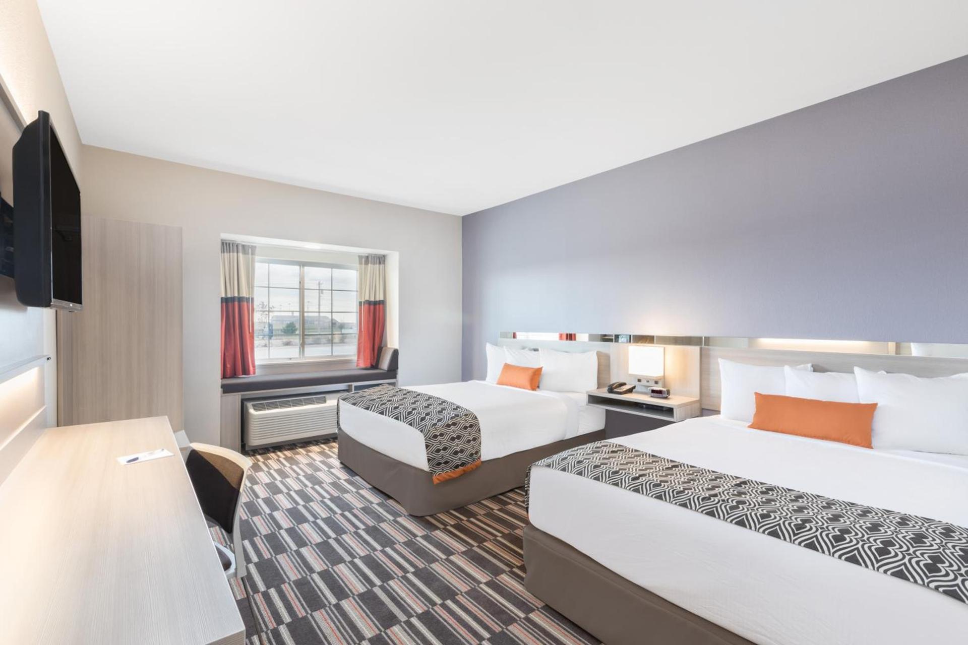 Microtel Inn & Suites by Wyndham Perry photo 17