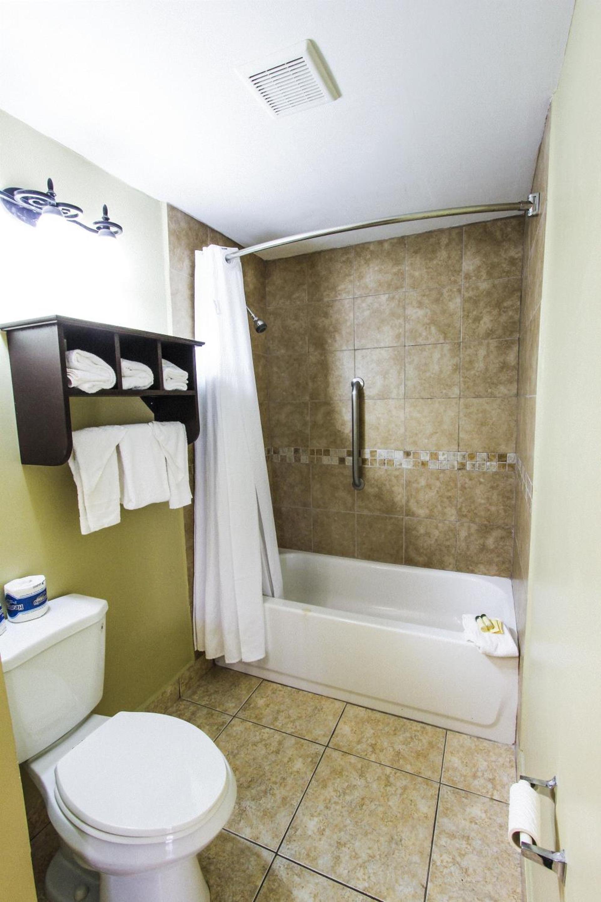 Oceans Beach Resort & Suites photo 58