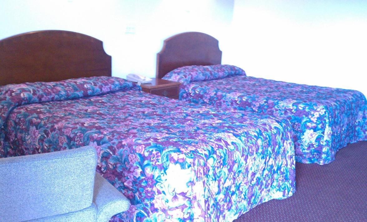 Valley Motel Pittsburgh photo 11