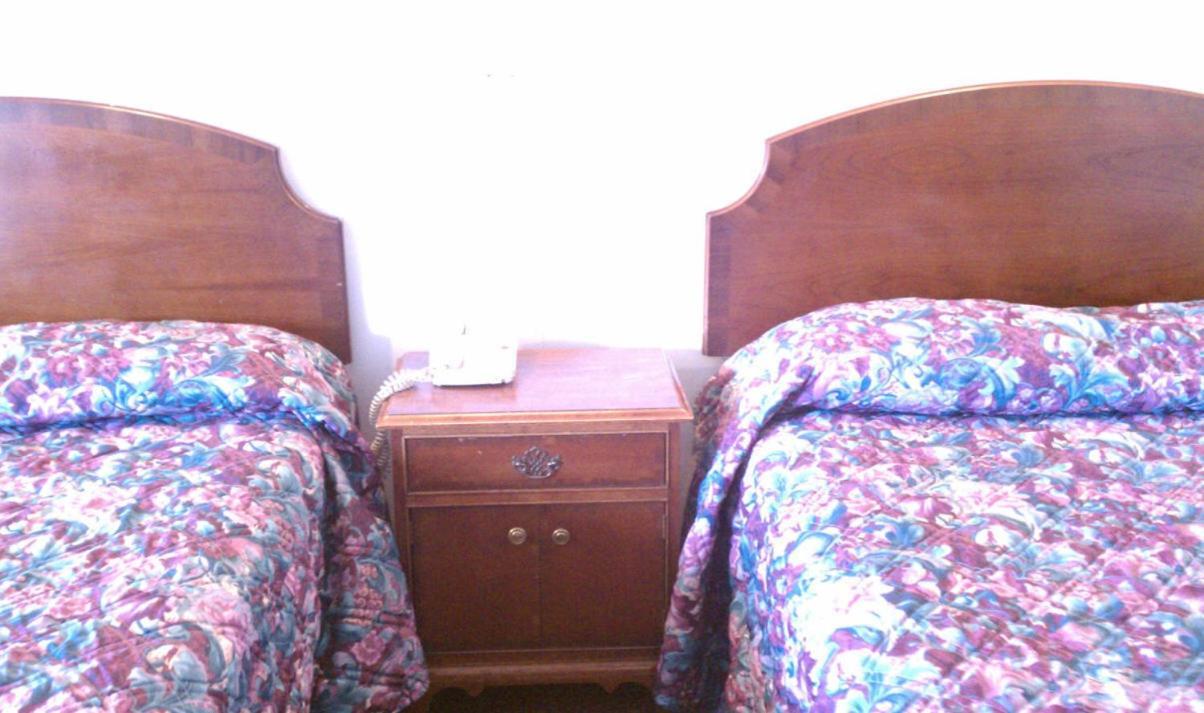 Valley Motel Pittsburgh photo 12