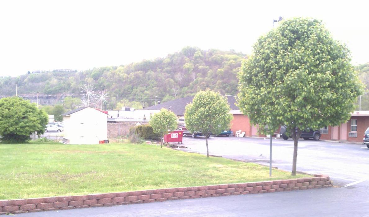 Valley Motel Pittsburgh photo 17
