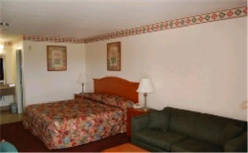 Express Inn & Suites Westwego photo 2