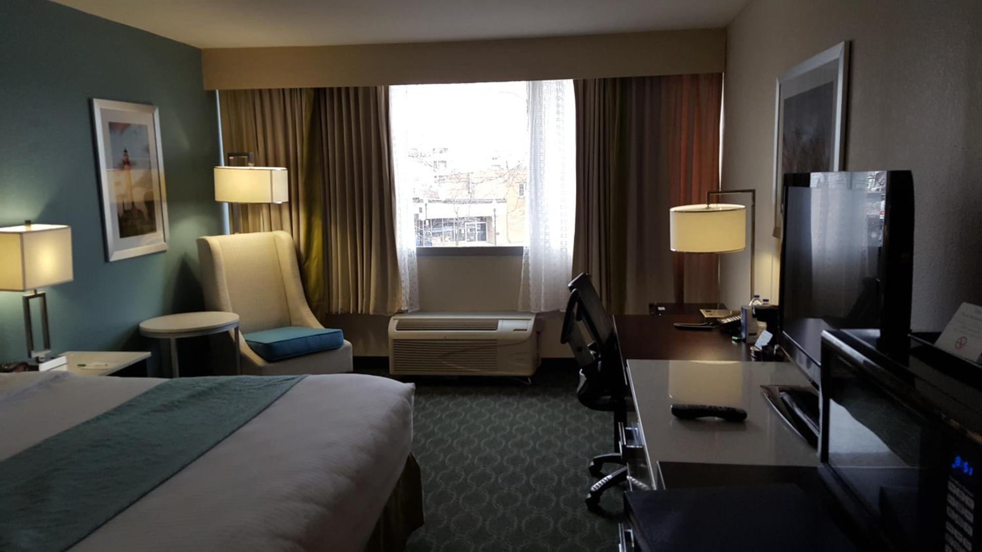 Wyndham Garden Kenosha Harborside photo 53