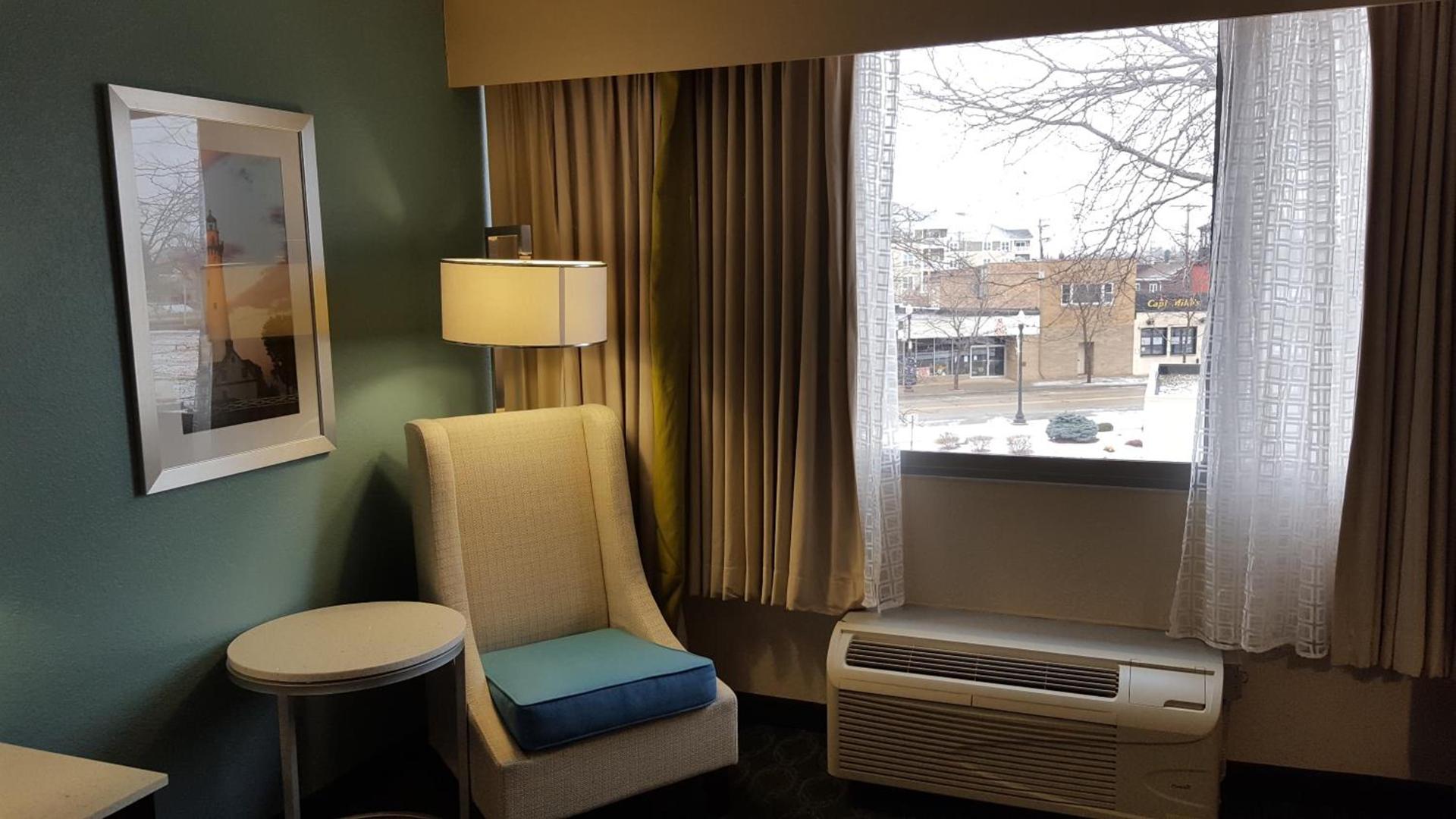 Wyndham Garden Kenosha Harborside photo 41