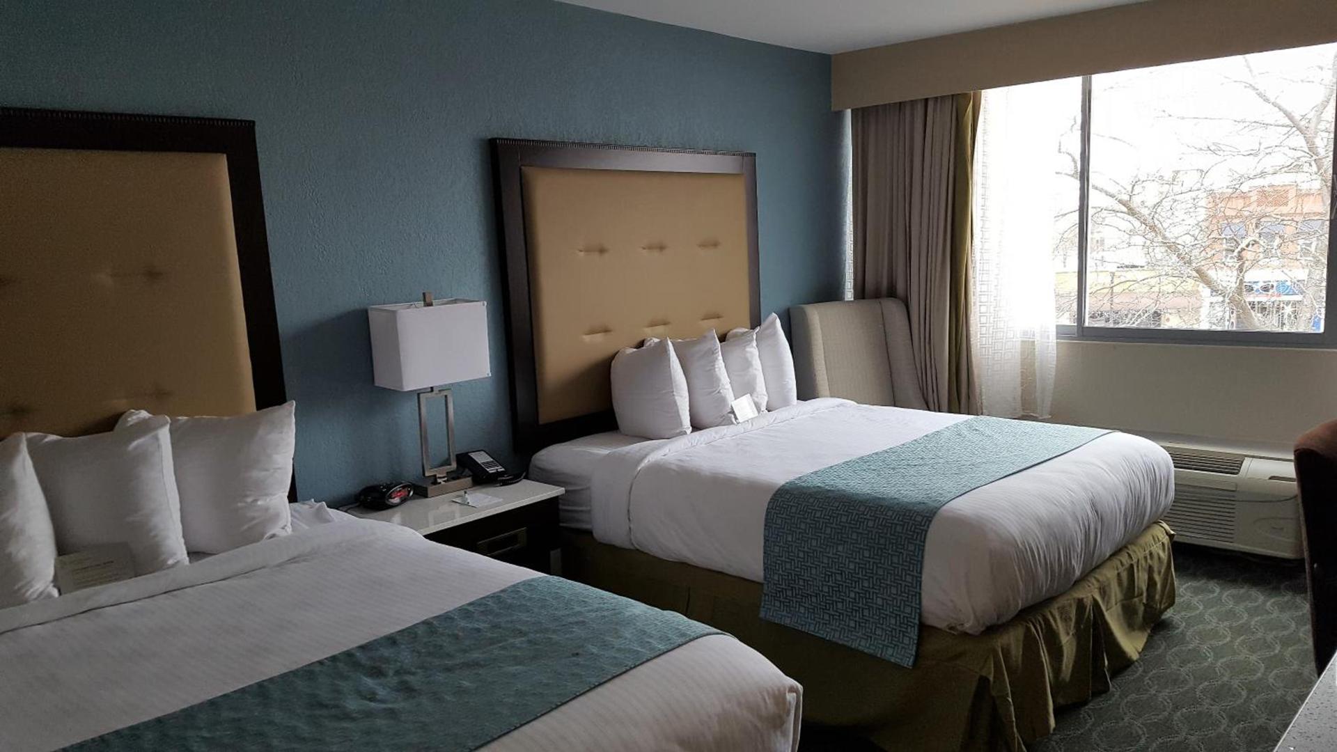 Wyndham Garden Kenosha Harborside photo 44