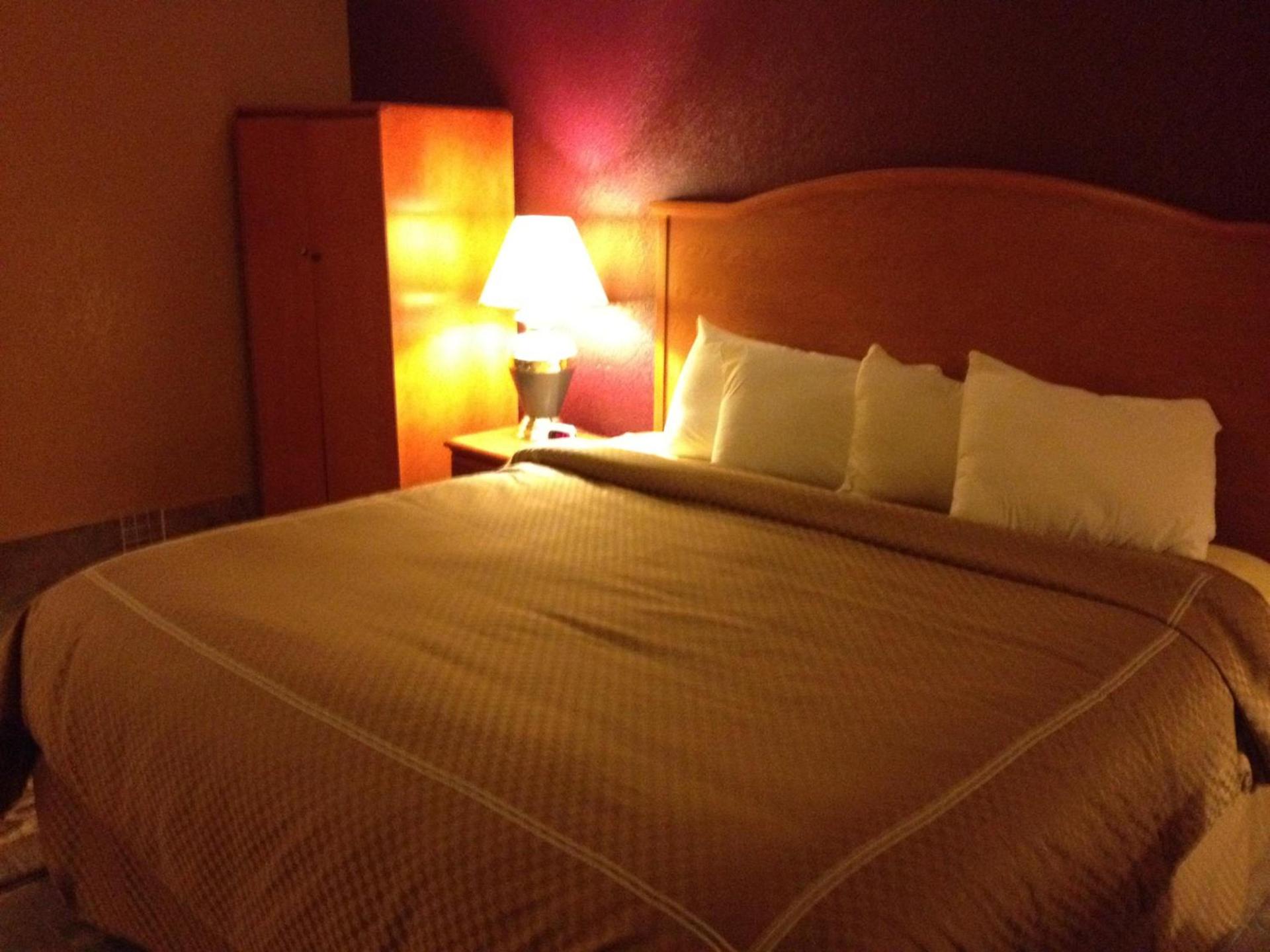 Virginia Inn photo 21