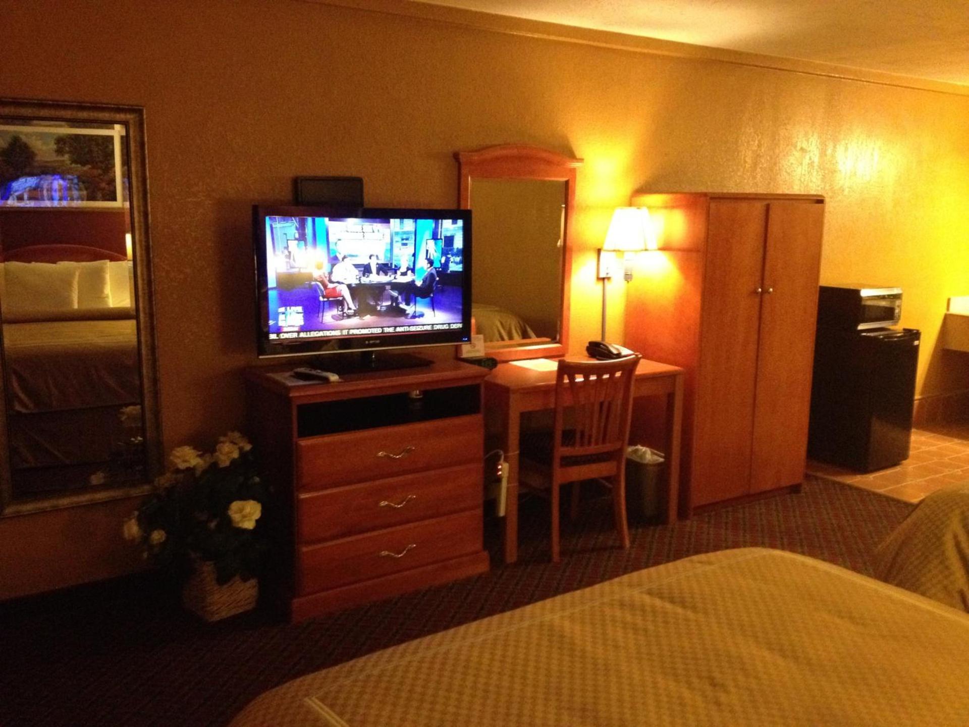 Virginia Inn photo 18