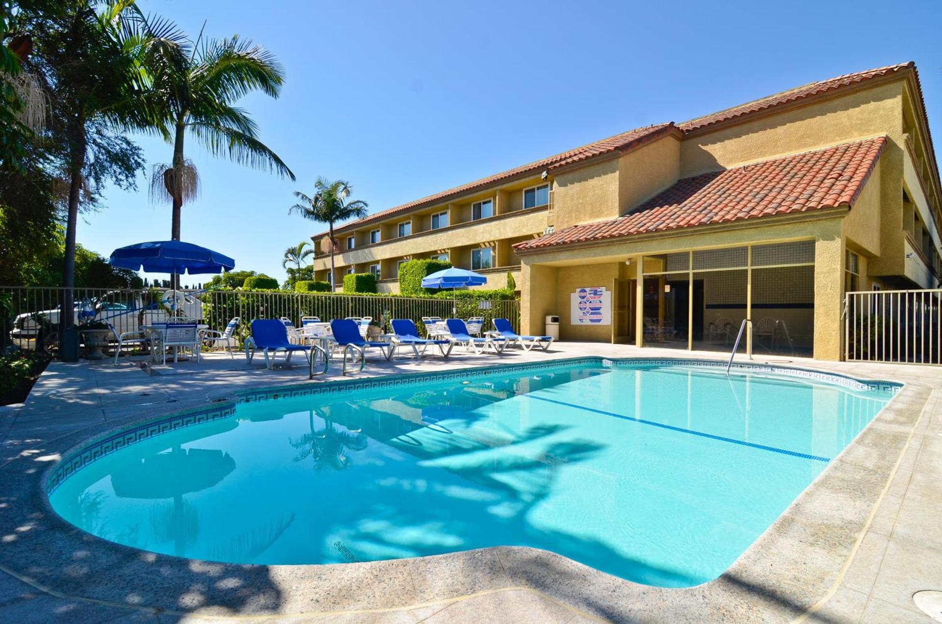 Best Western Plus Newport Mesa Inn photo 39