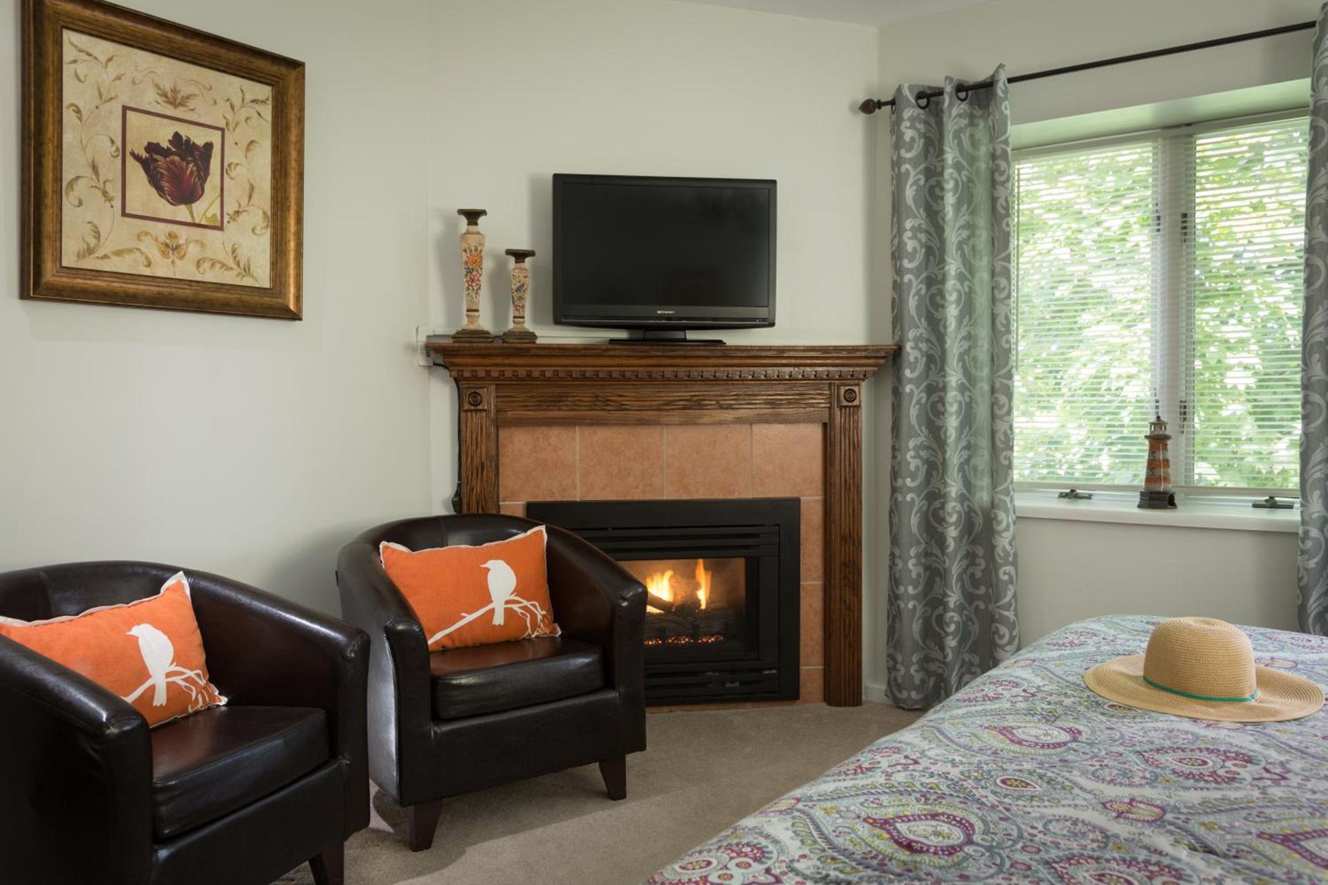 Beech Tree Inn and Cottage photo 12