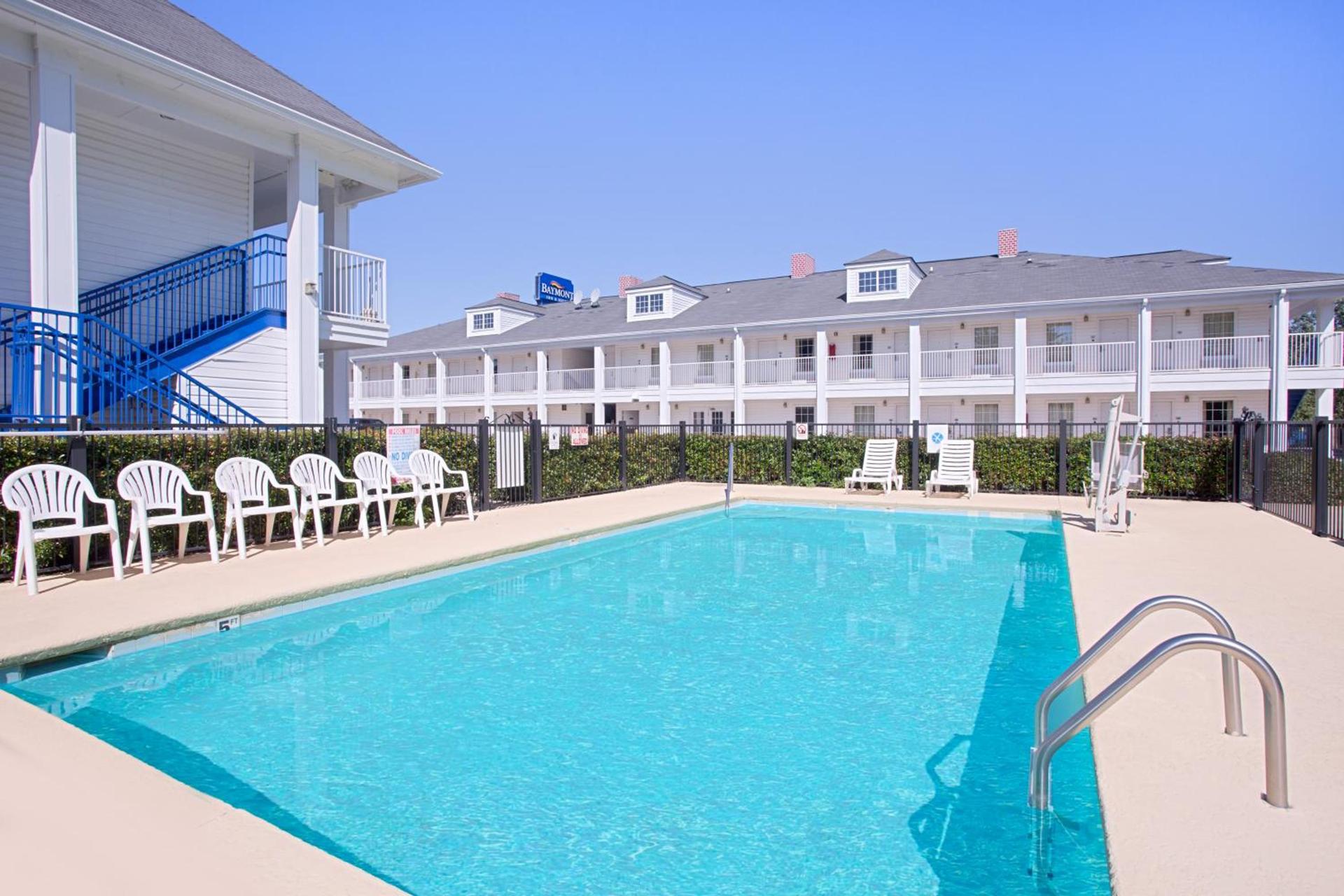 Baymont by Wyndham Forest City photo 25