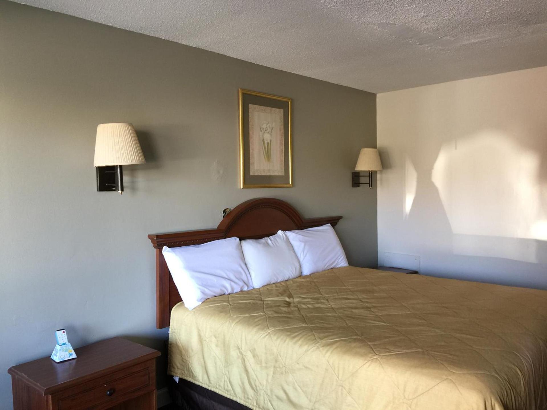 Red Carpet Inn & Suites - Danville photo 47