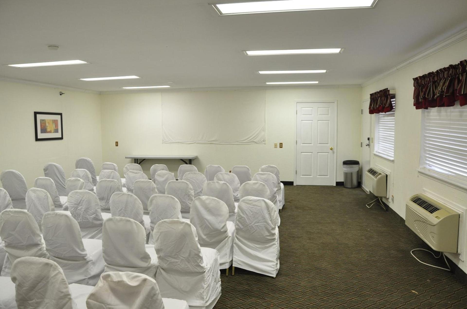 Motel 6-Little Rock, AR - Airport photo 35