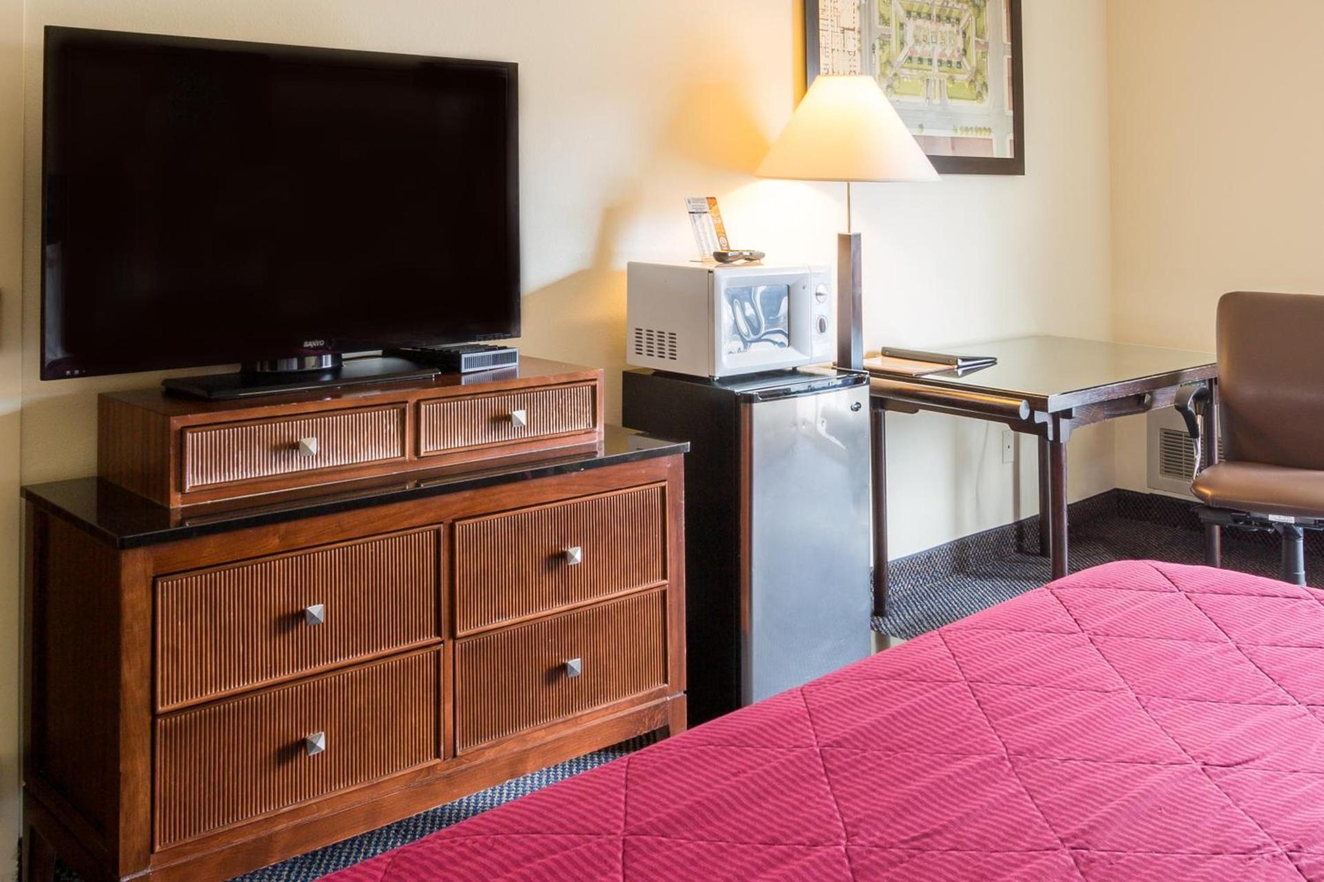 Cedars Inn photo 36