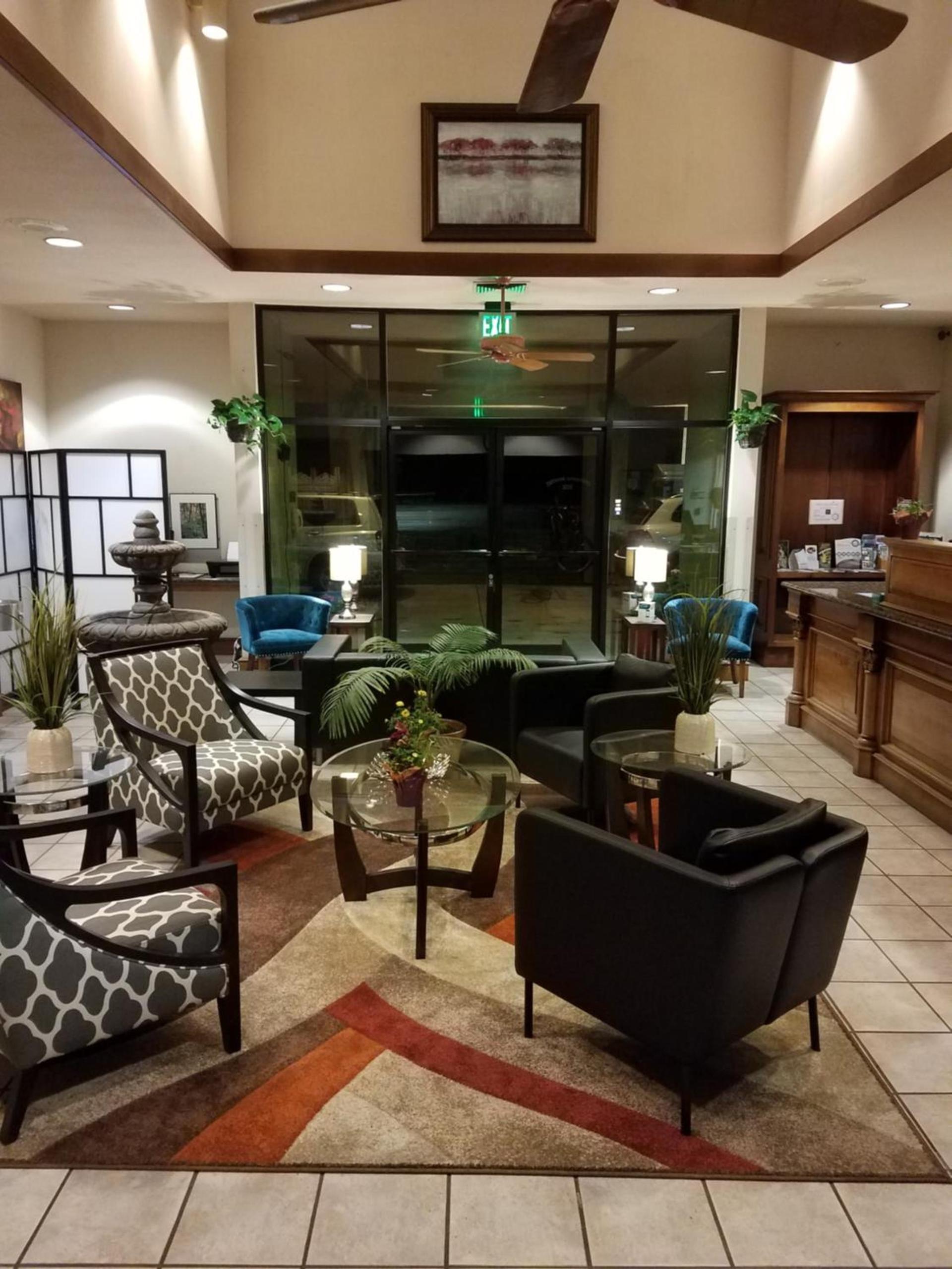 Ramada by Wyndham Arcata photo 33