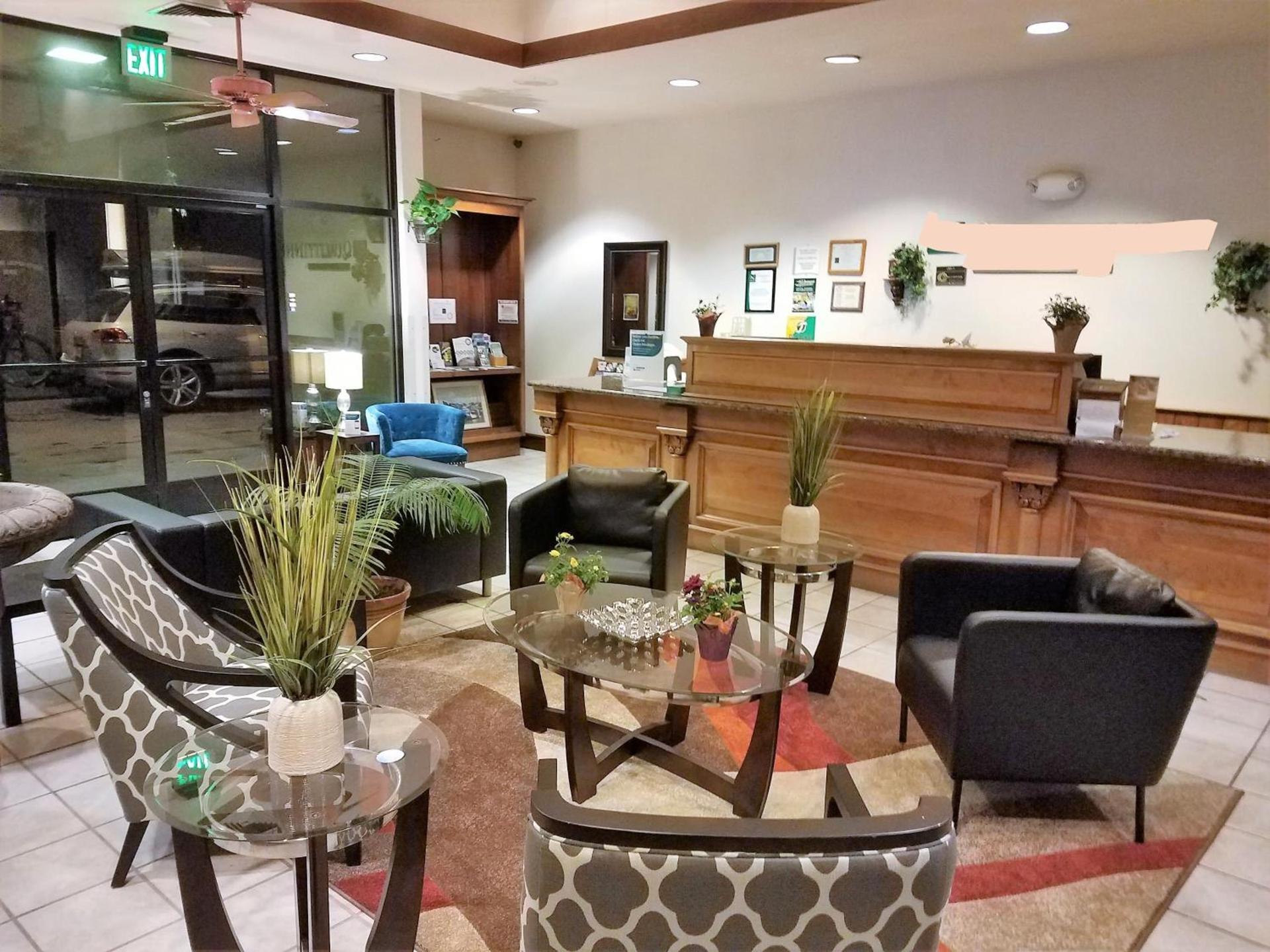 Ramada by Wyndham Arcata photo 20