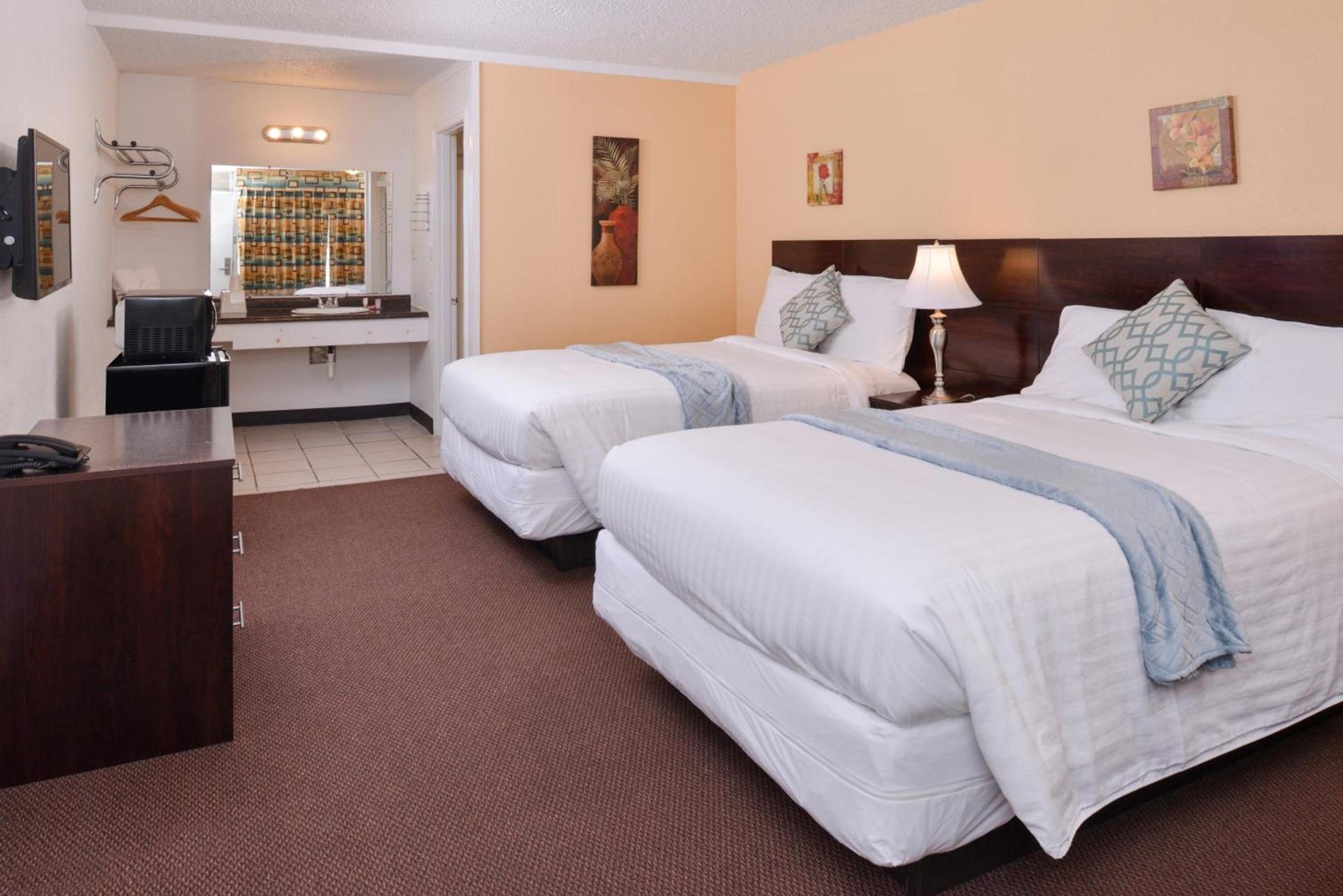 Red Carpet Inn Battleboro photo 3