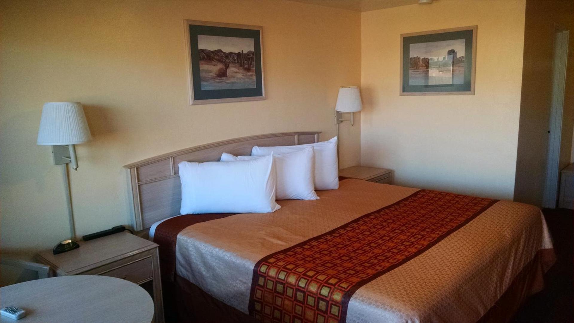 White Sands Motel photo 4