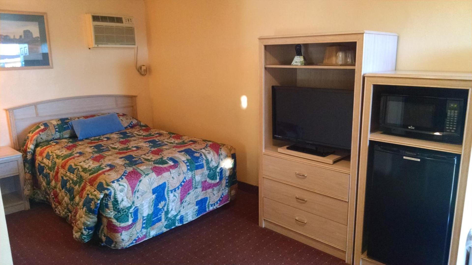 White Sands Motel photo 12