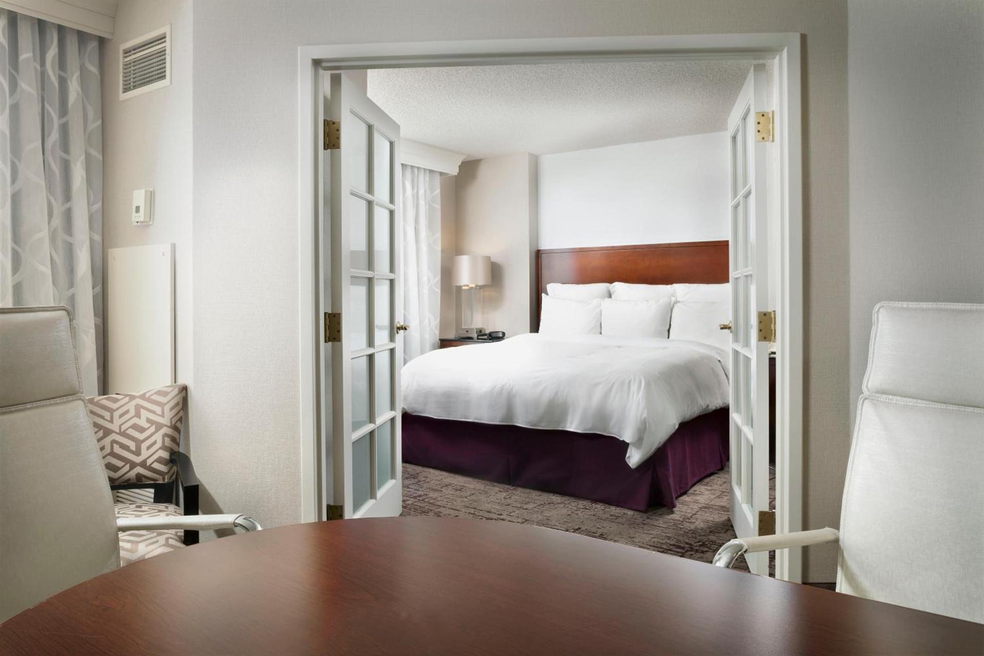 Chicago Marriott Suites Deerfield photo 26