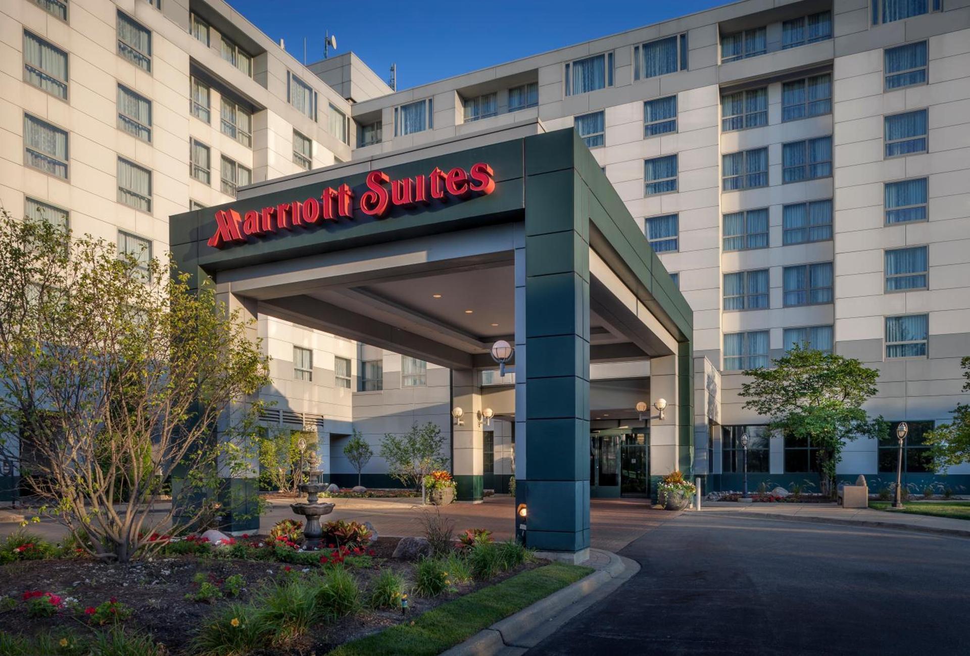 Chicago Marriott Suites Deerfield photo 2