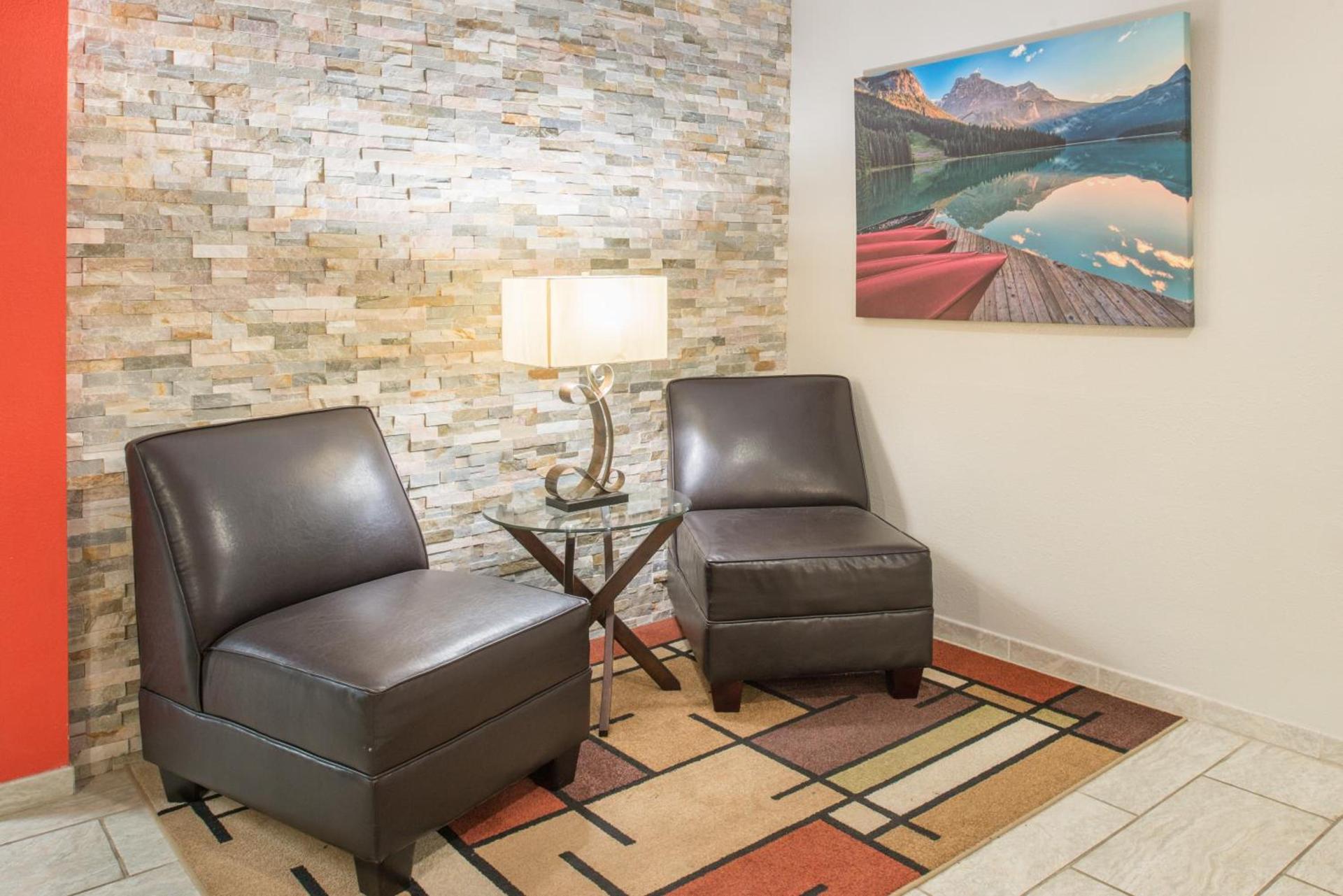 Super 8 by Wyndham Moberly MO photo 28