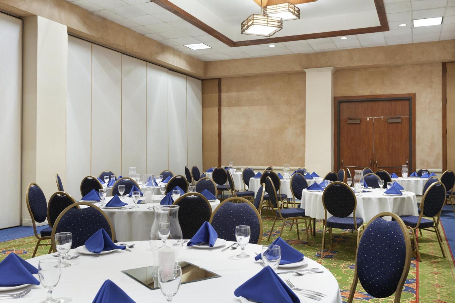 DoubleTree by Hilton Corpus Christi Beachfront photo 80