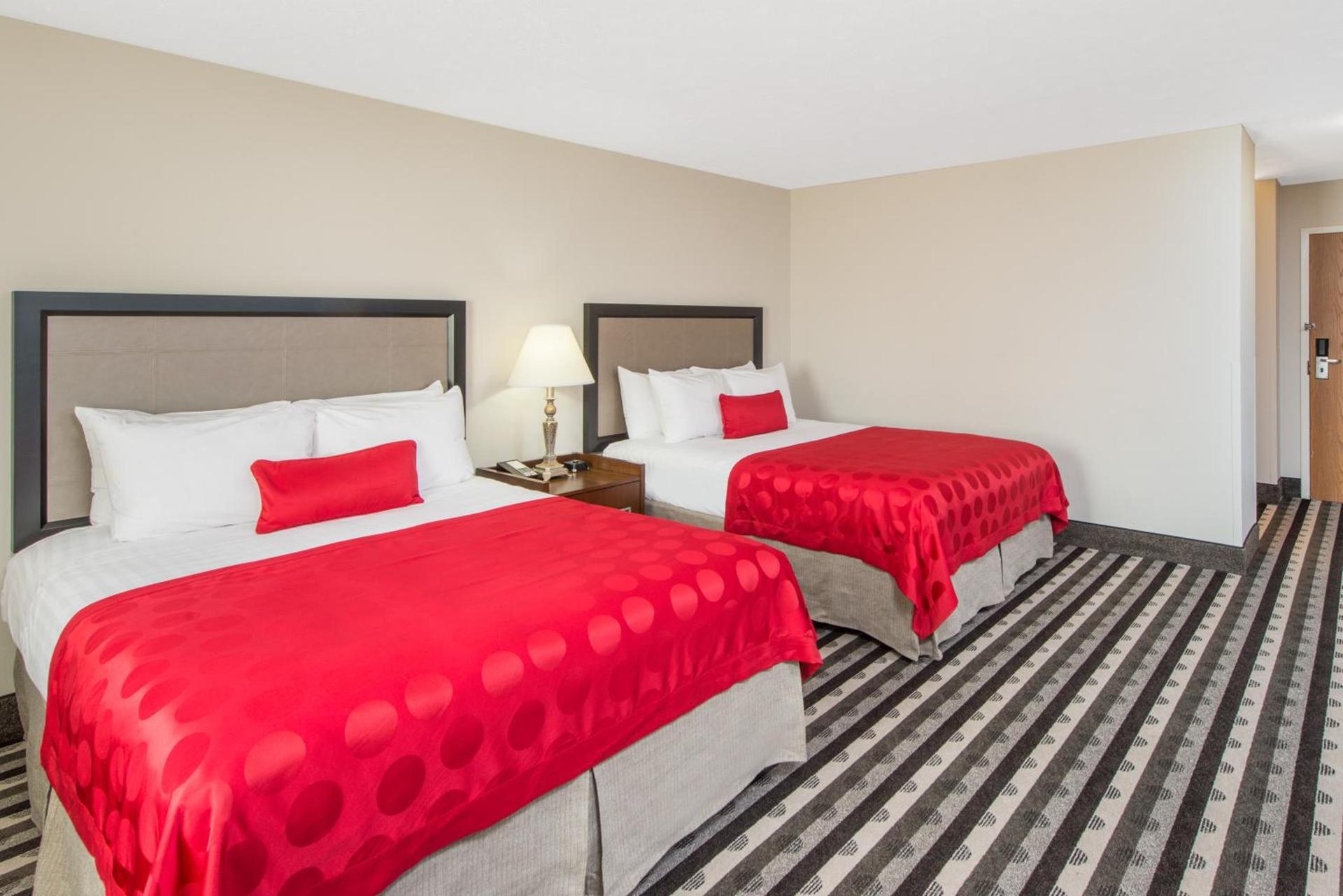 Ramada by Wyndham Springfield North photo 39