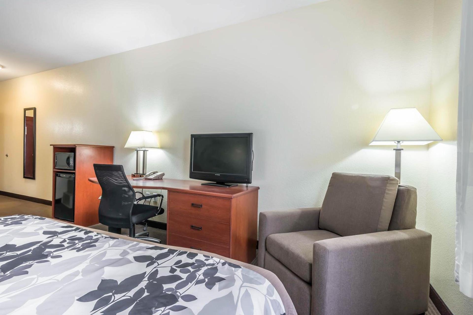 Sleep Inn & Suites University-Shands photo 2