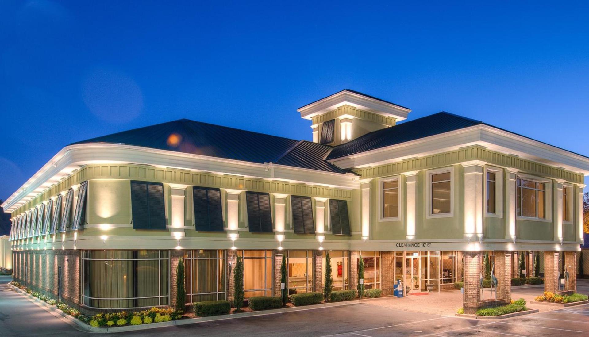 Town & Country Inn and Suites photo 1