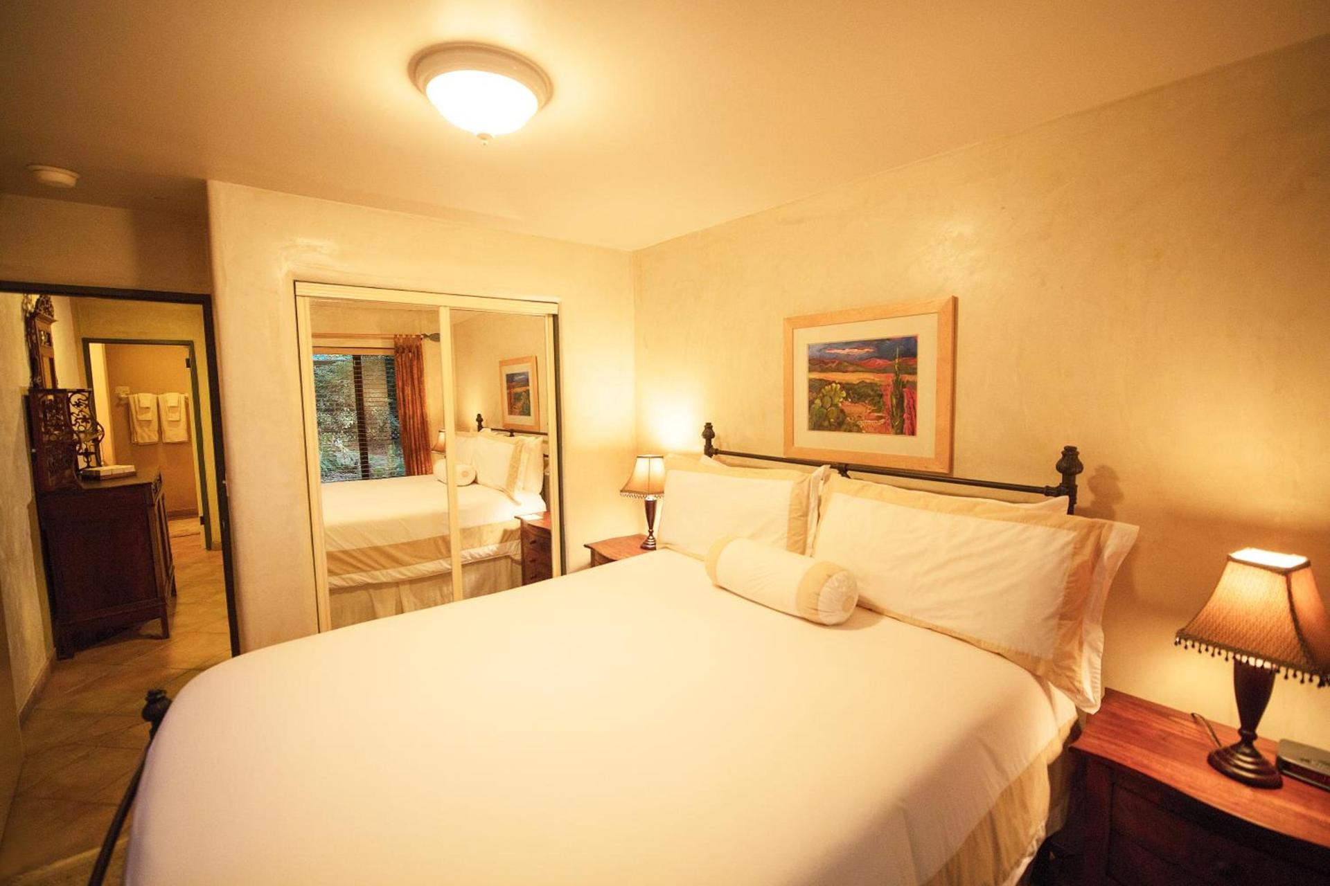 The Emerald Iguana Inn photo 33
