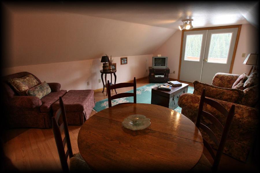 Alpine Motel of Cooke City photo 5