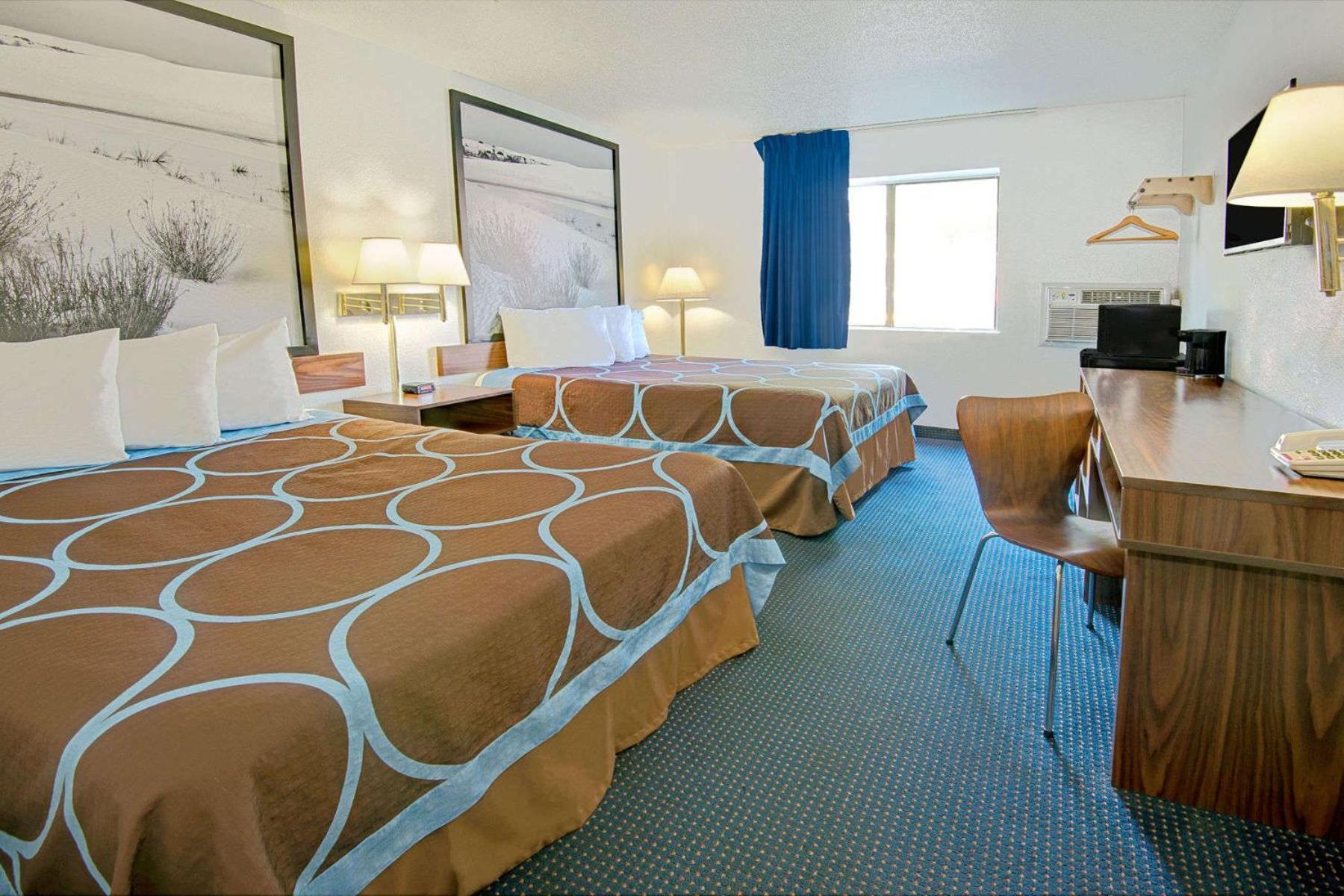 Super 8 by Wyndham Las Cruces University Area photo 12